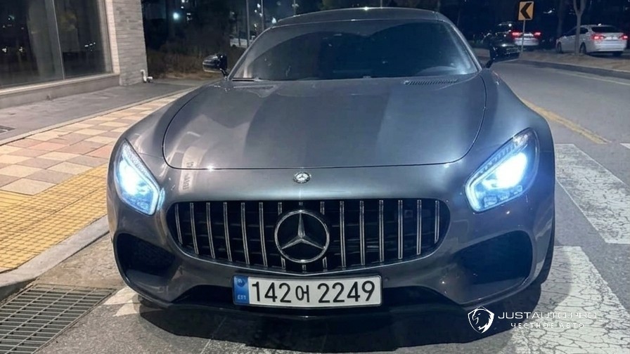 Автомобиль Mercedes-Benz AMG GT
