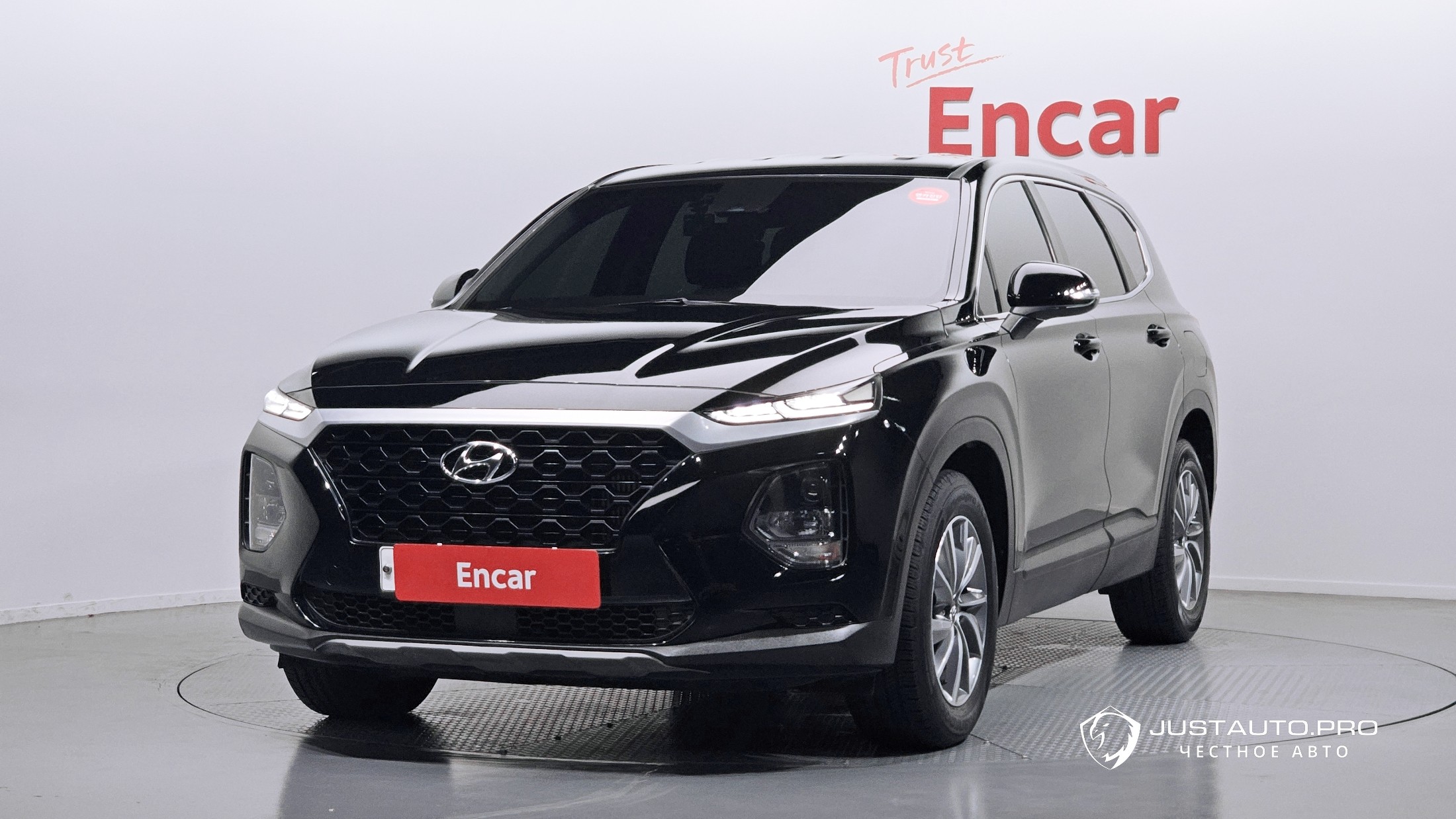 Автомобиль Hyundai Santafe