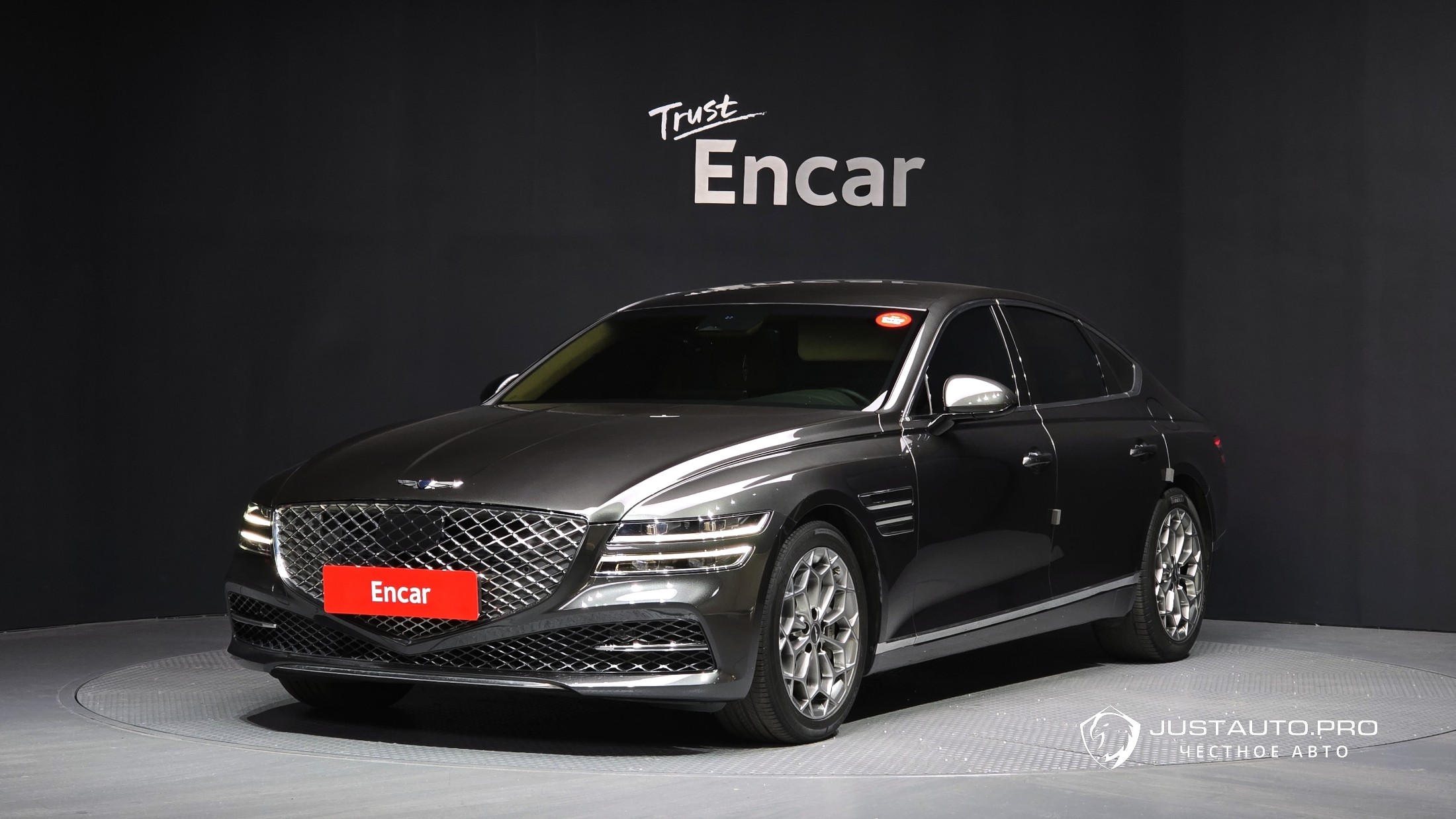 Автомобиль Genesis G80