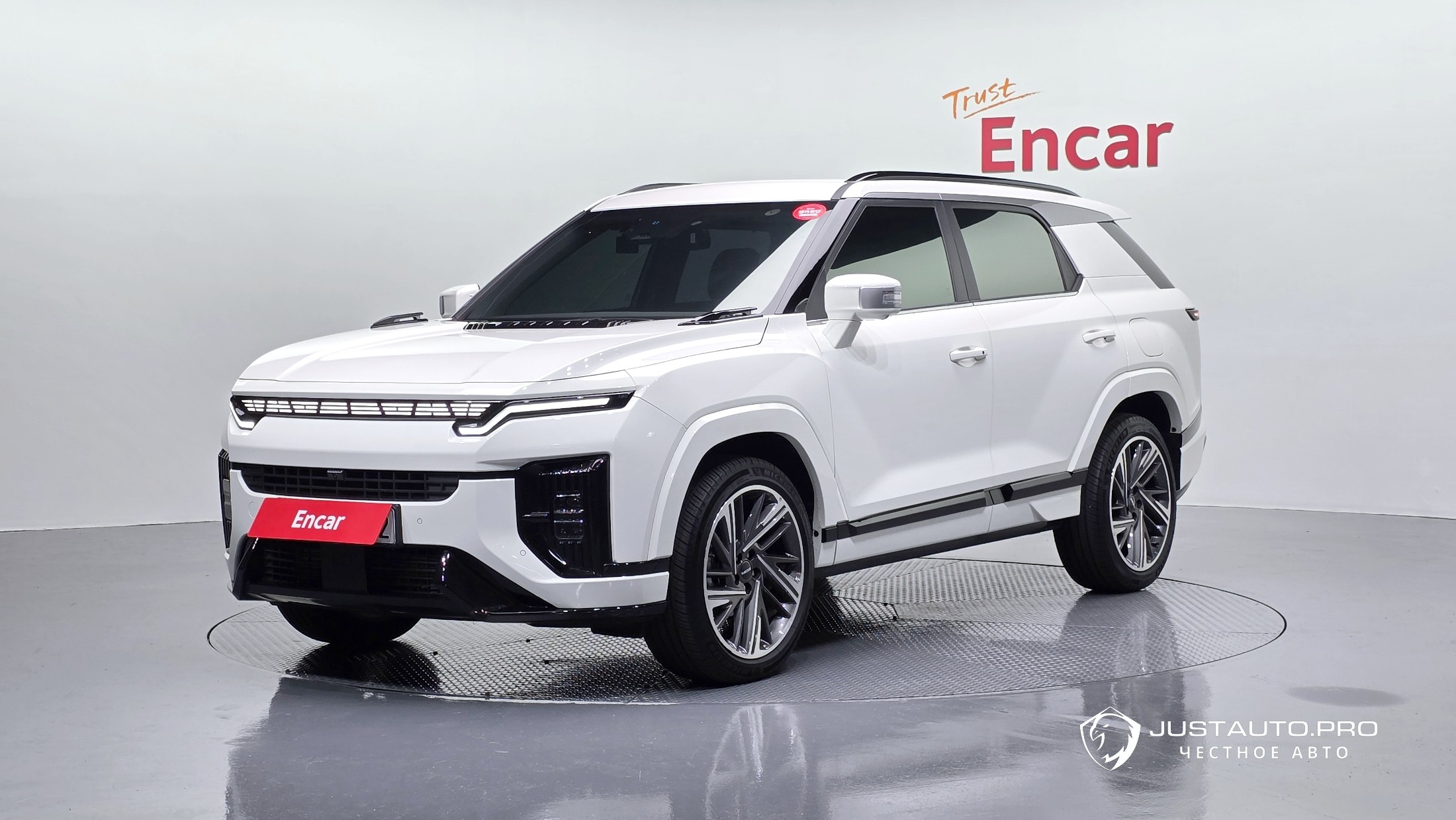 Автомобиль KG_Mobility_Ssangyong Actyon