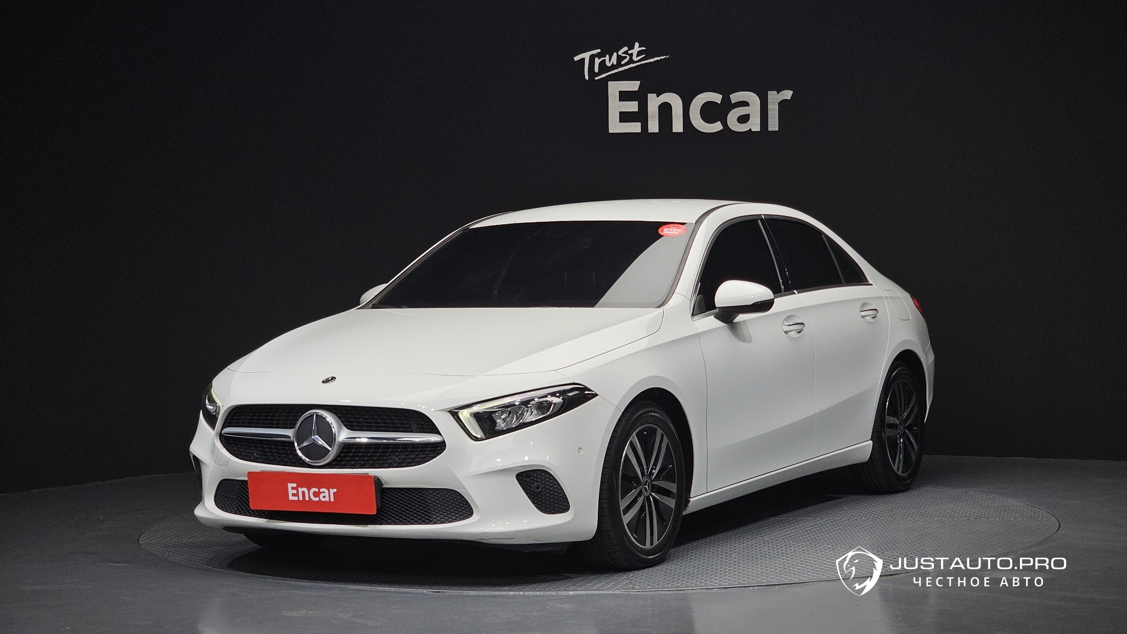 Автомобиль Mercedes-Benz A-Class
