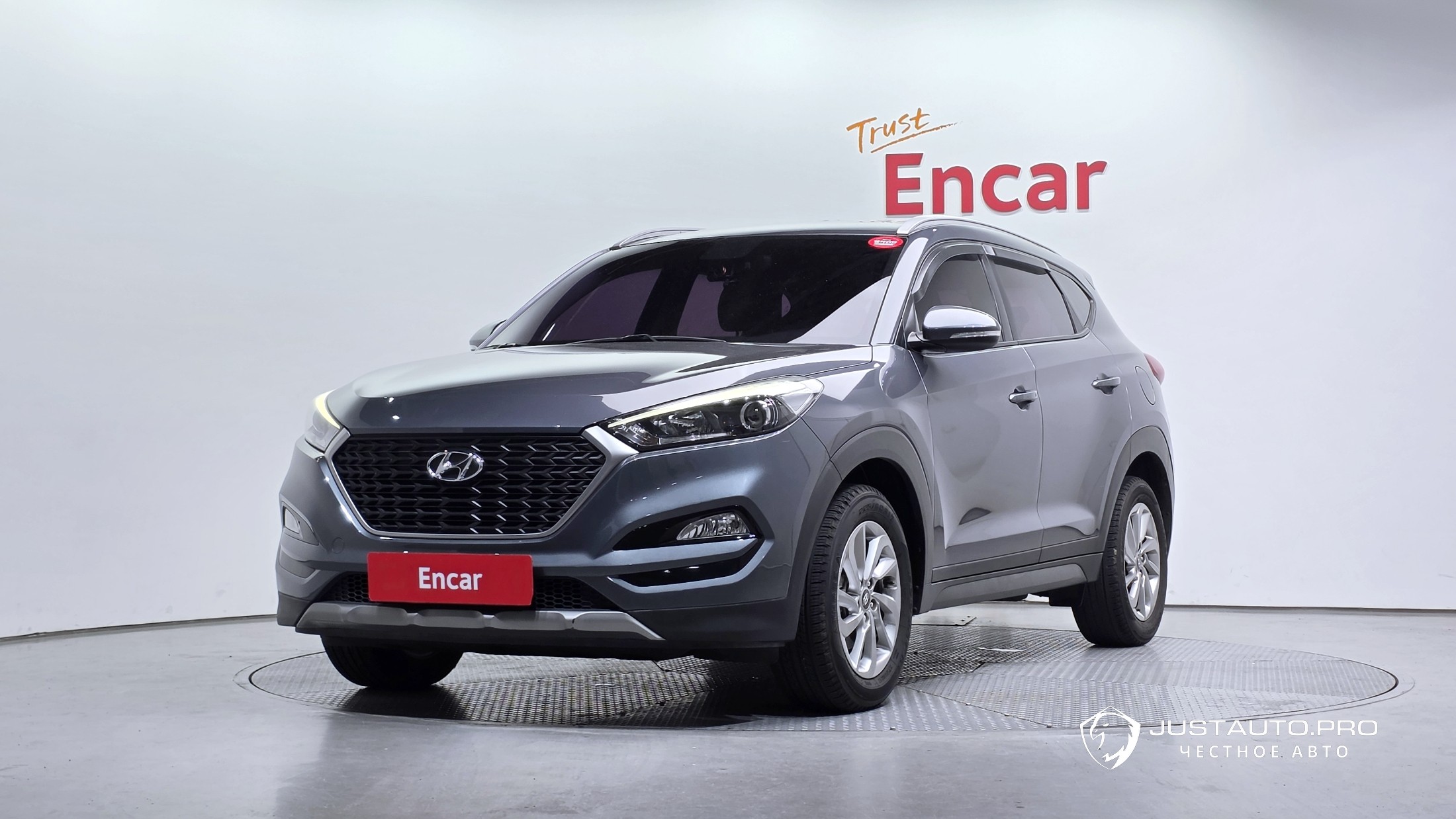 Автомобиль Hyundai Tucson