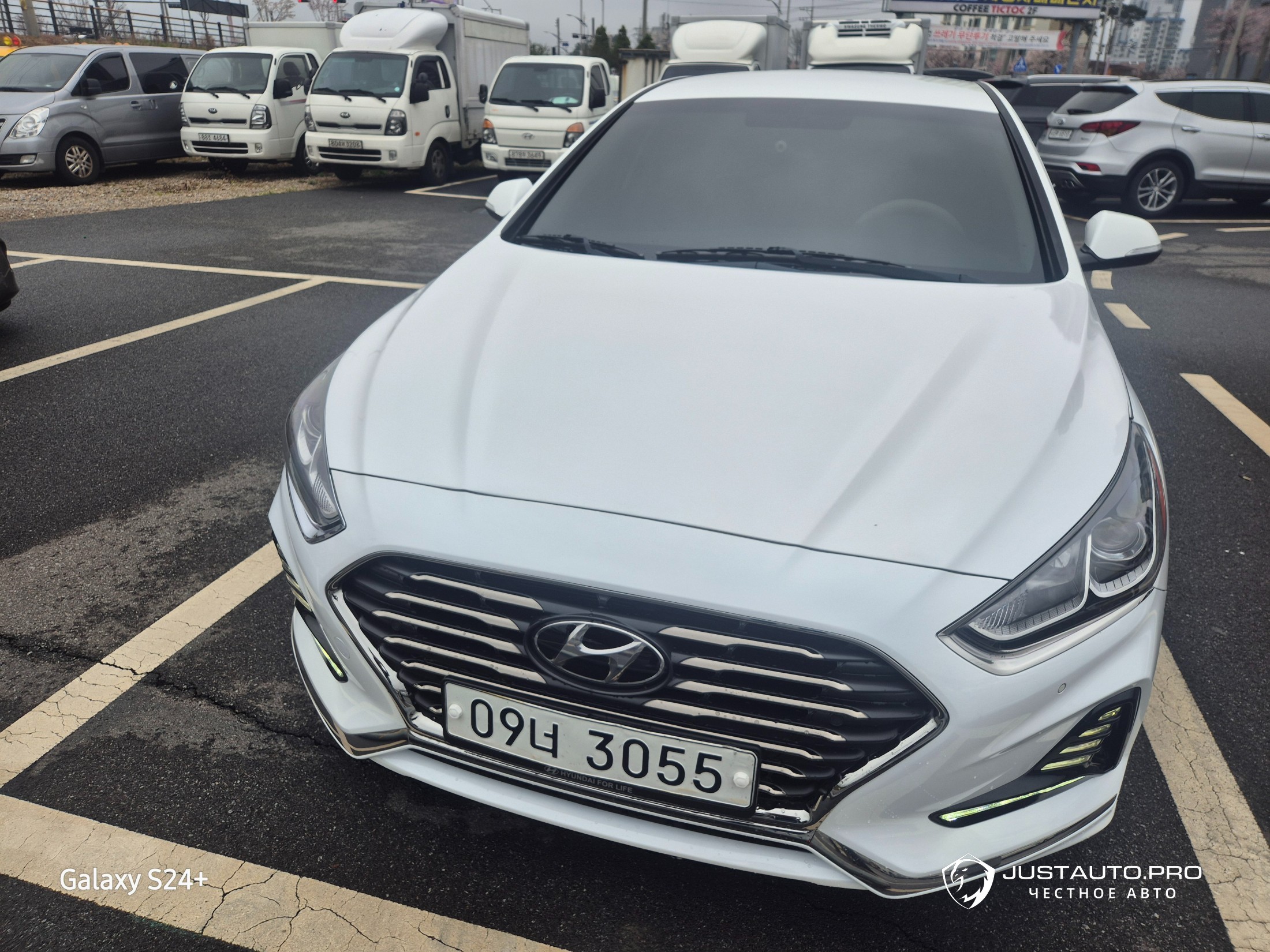 Автомобиль Hyundai Sonata