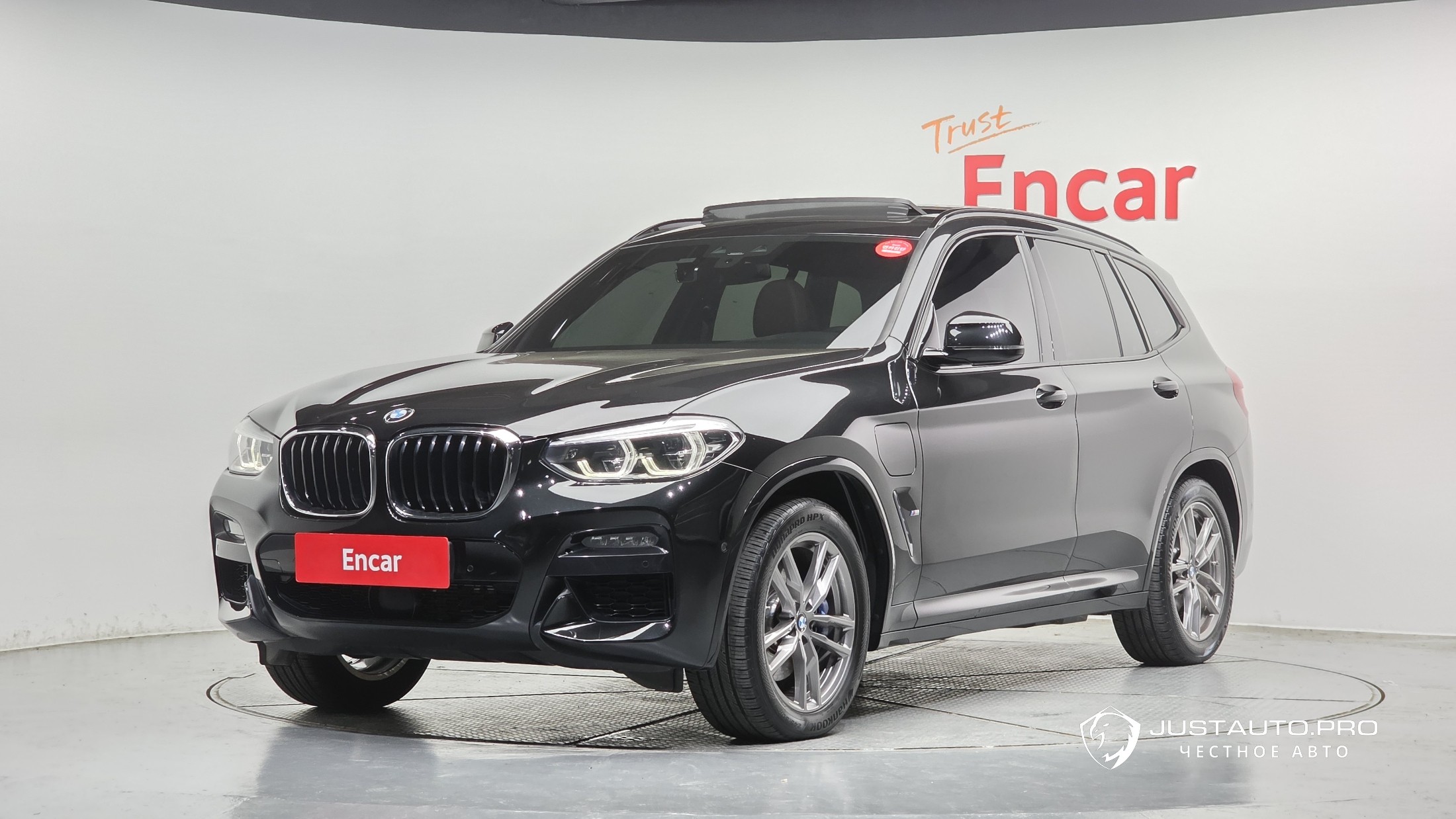 Автомобиль BMW X3