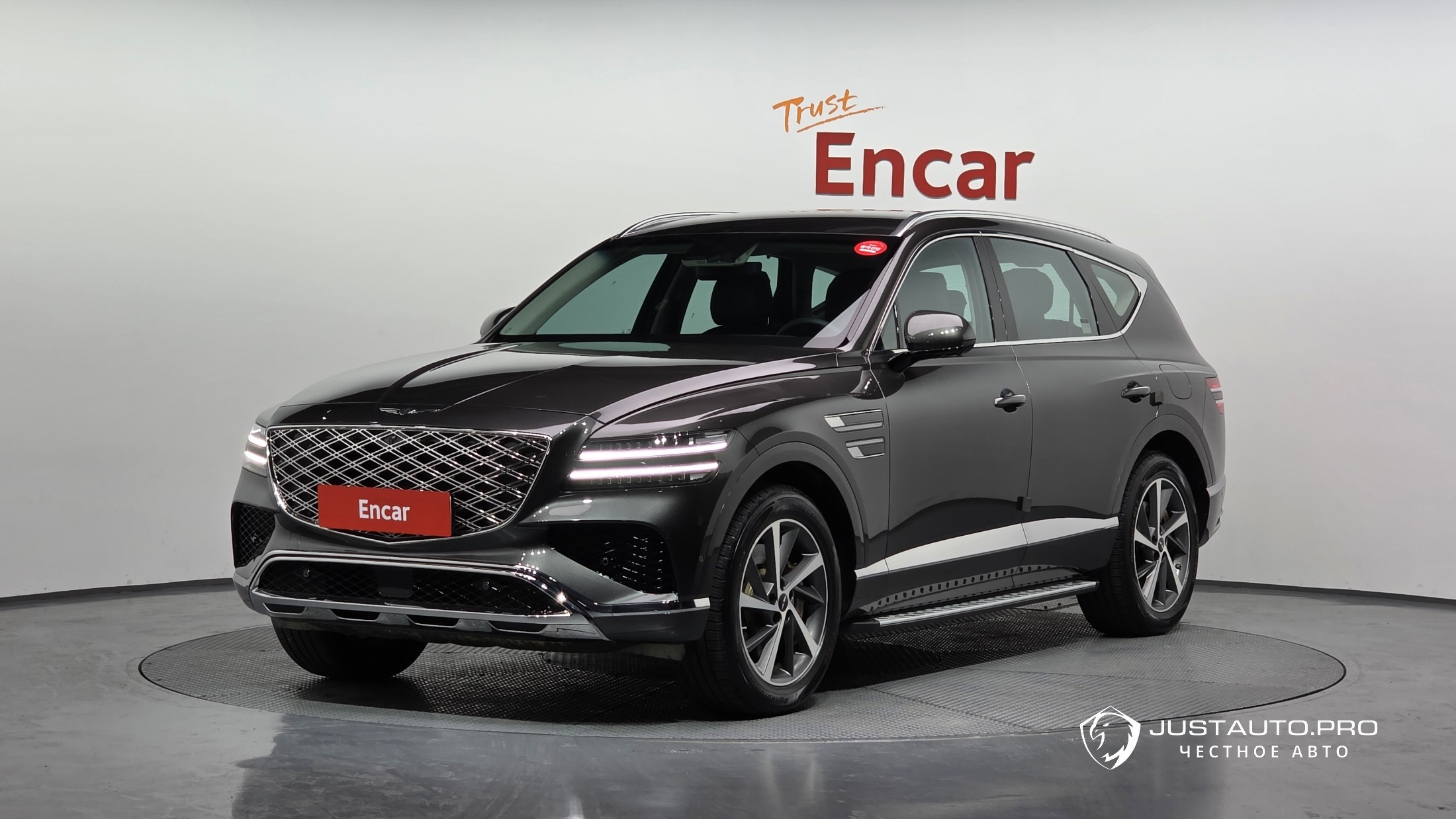 Автомобиль Genesis GV80