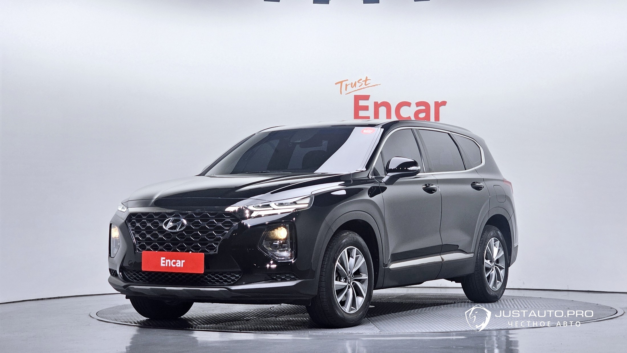 Автомобиль Hyundai Santafe