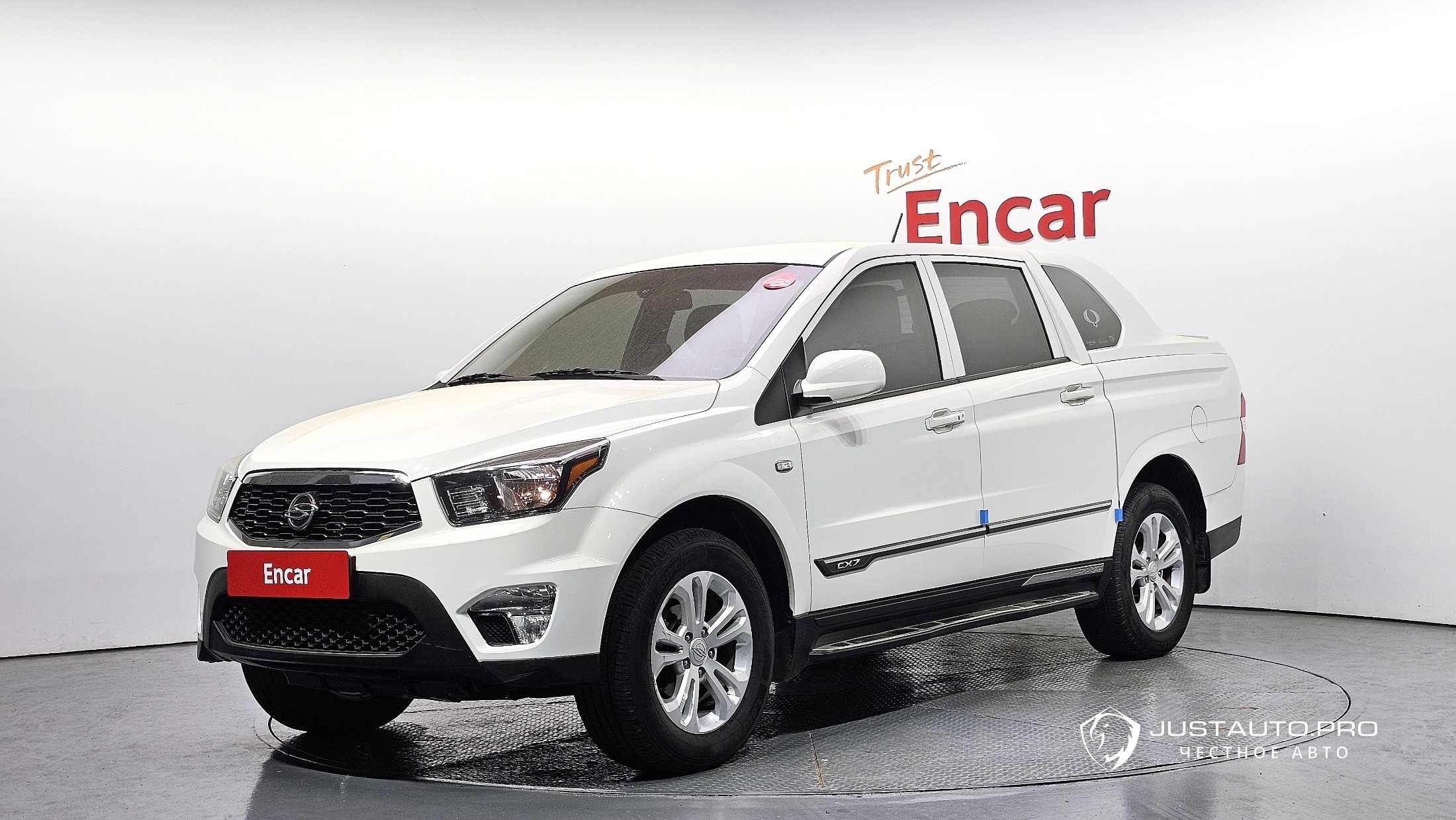 Автомобиль KG_Mobility_Ssangyong KORANDO