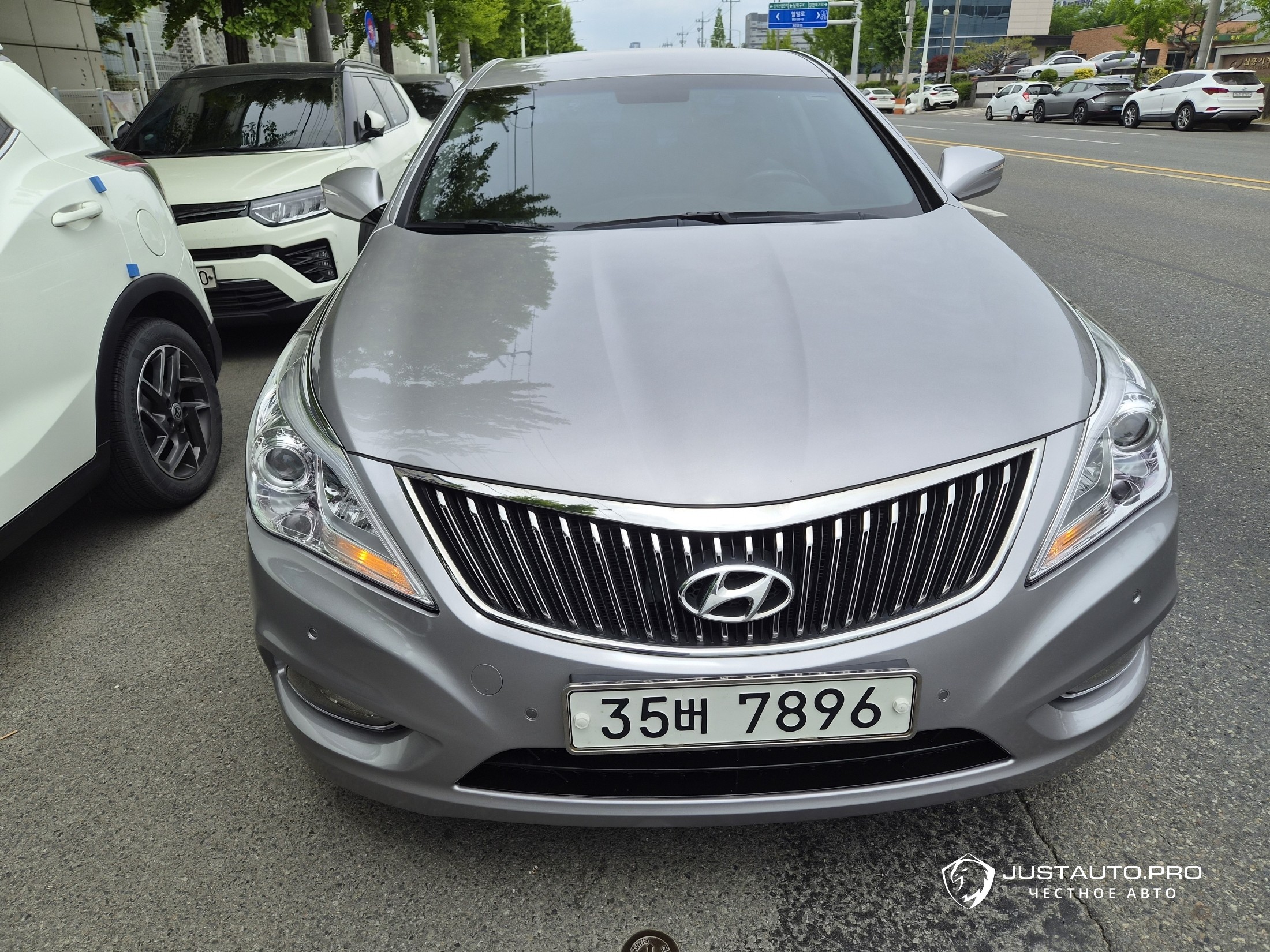 Автомобиль Hyundai Grandeur