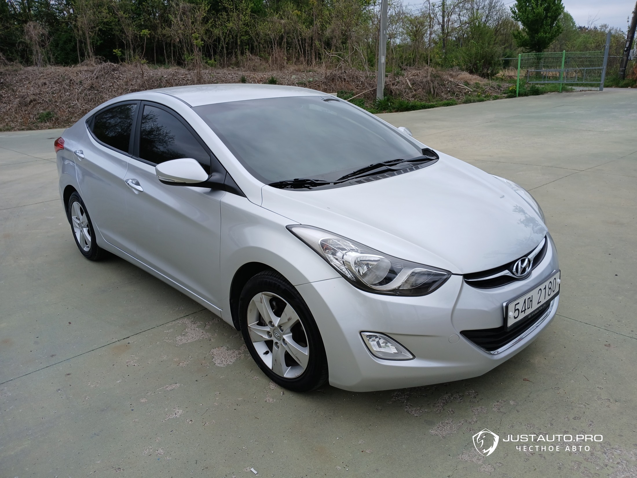 Автомобиль Hyundai AVANTE