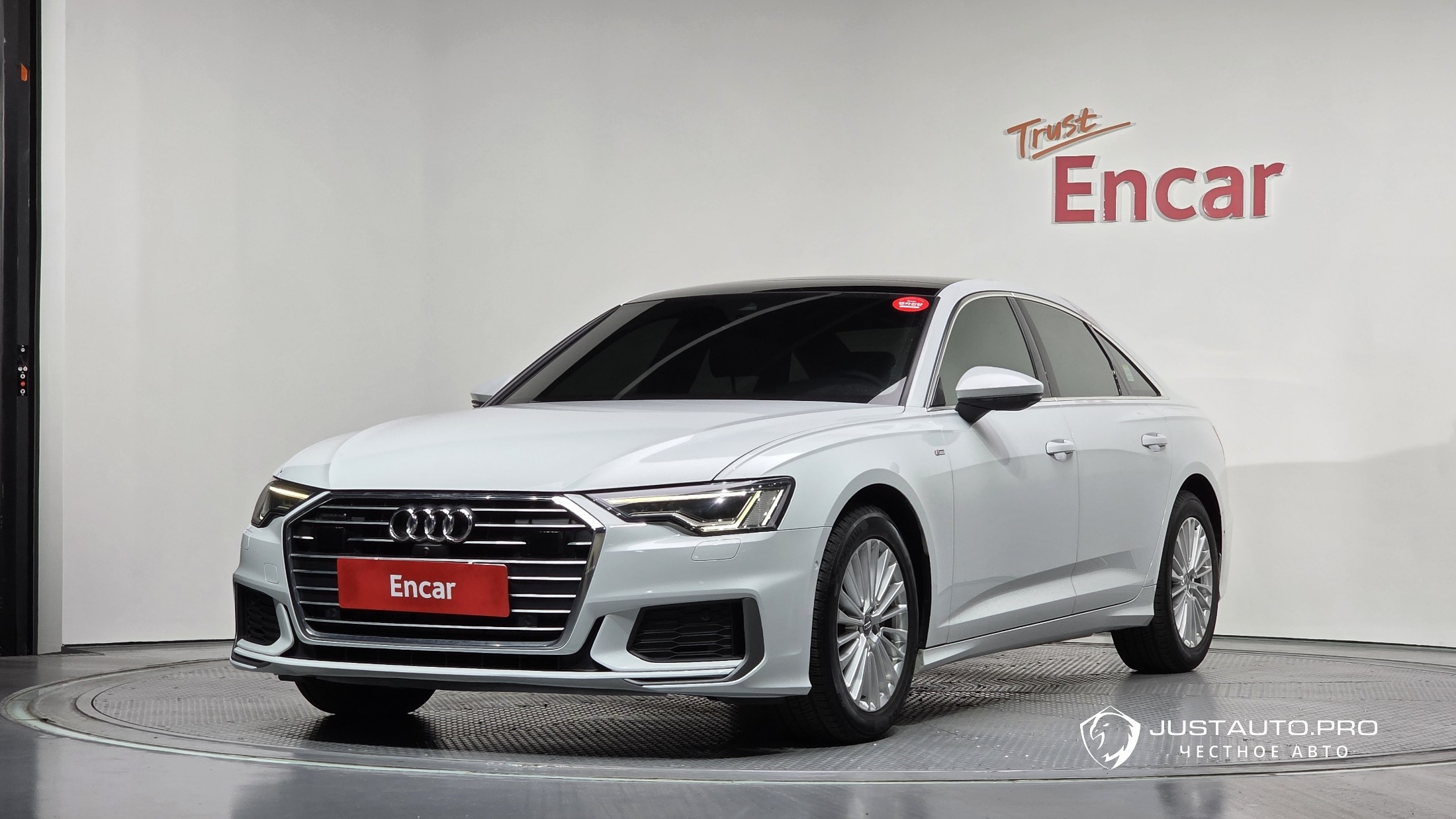 Автомобиль Audi A6