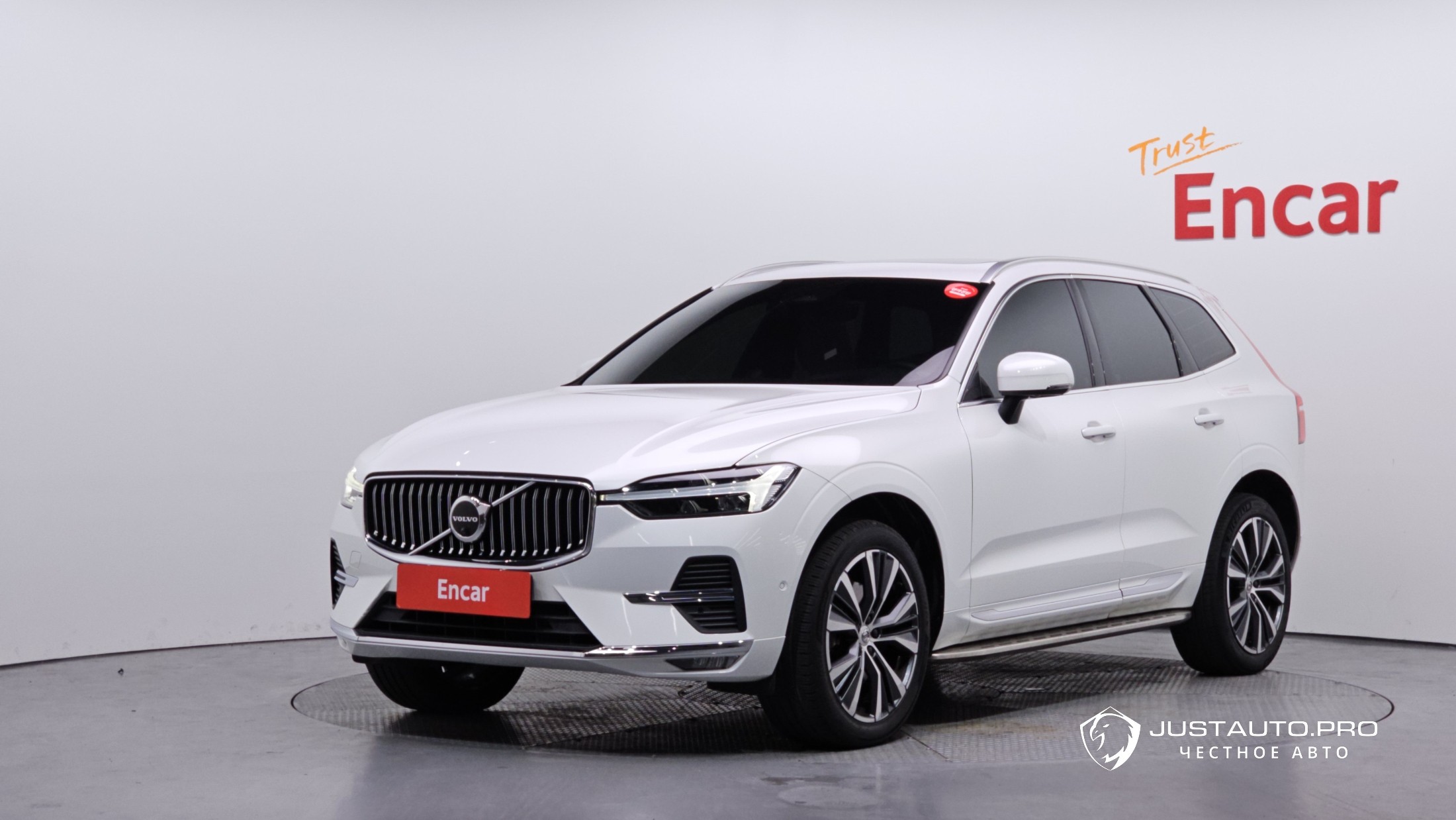 Автомобиль Volvo XC60