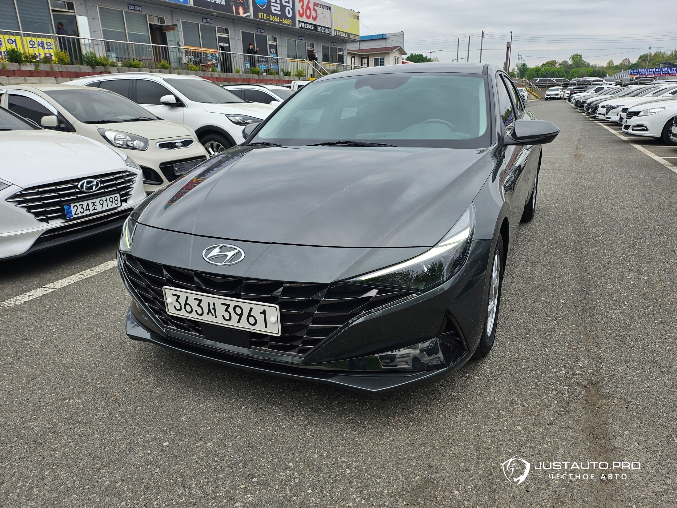 Автомобиль Hyundai AVANTE