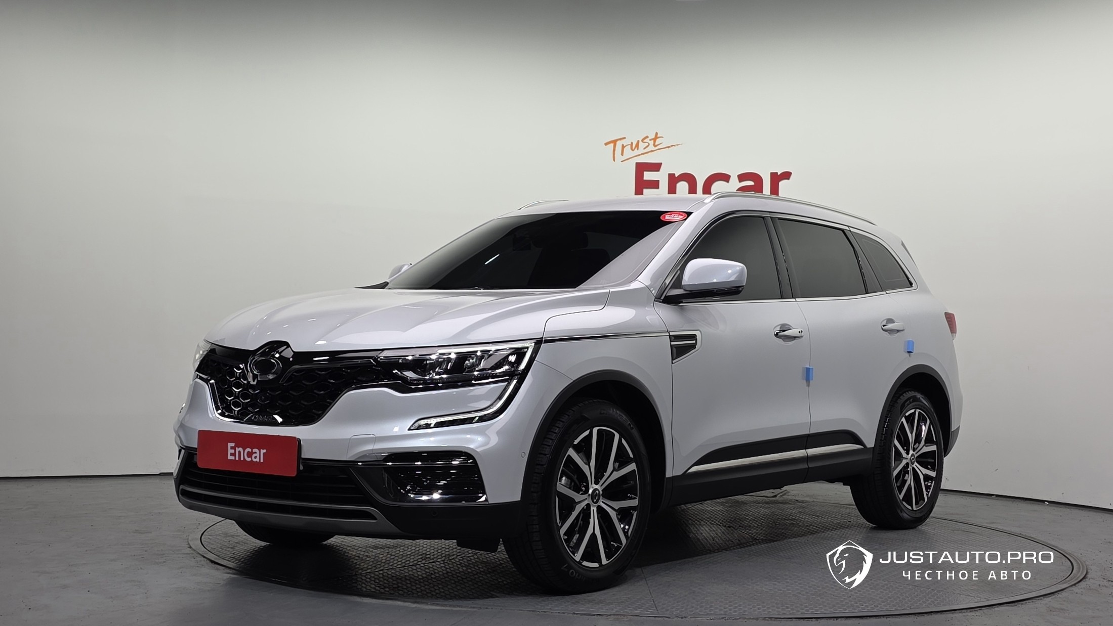 Автомобиль Renault-KoreaSamsung QM6