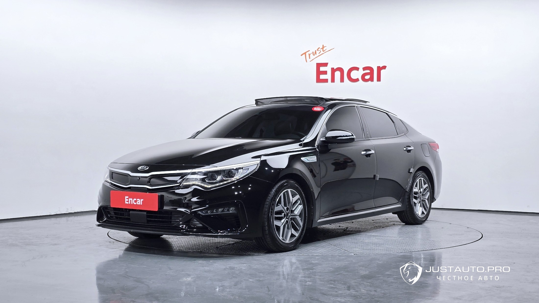 Автомобиль Kia K5