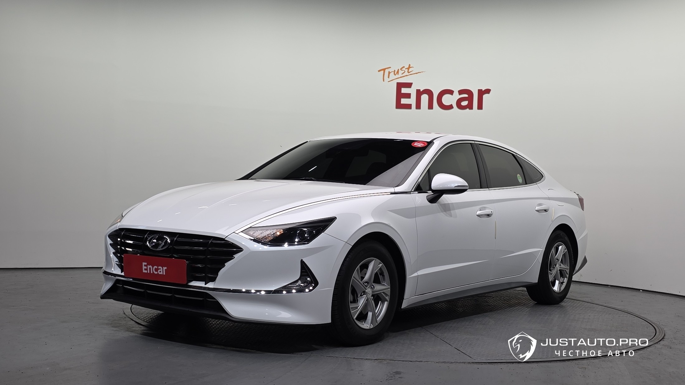Автомобиль Hyundai Sonata