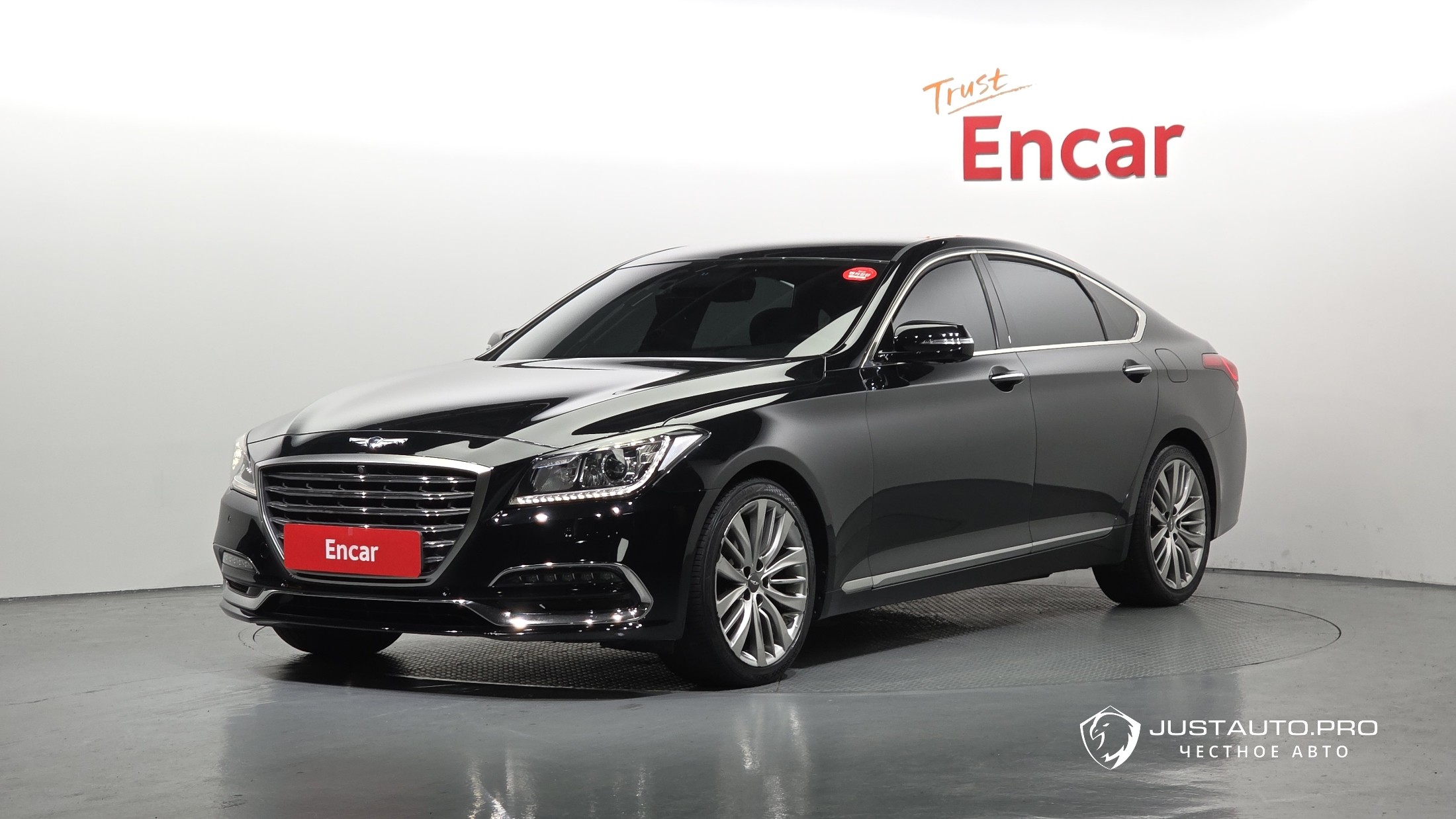 Автомобиль Genesis G80