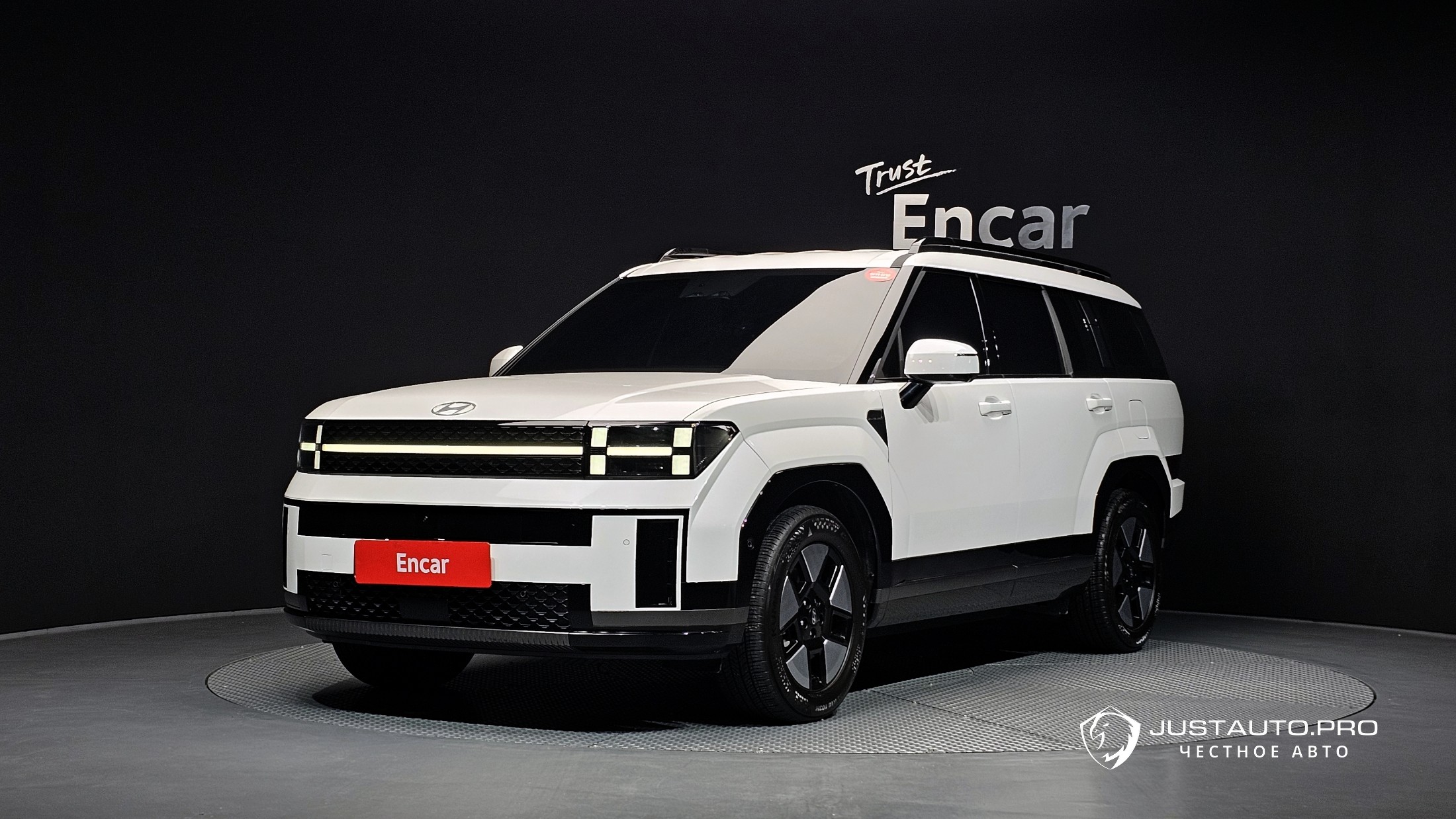 Автомобиль Hyundai Santafe