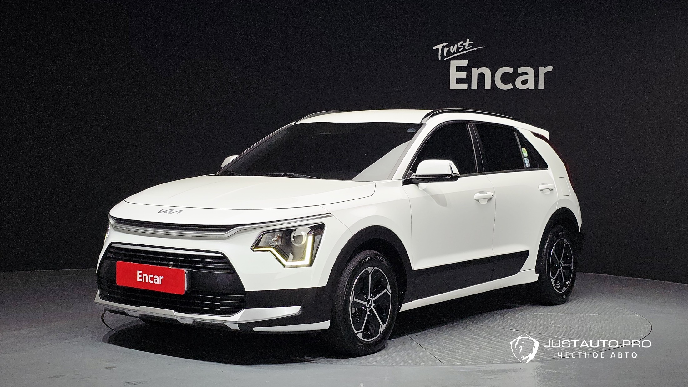 Автомобиль Kia Niro