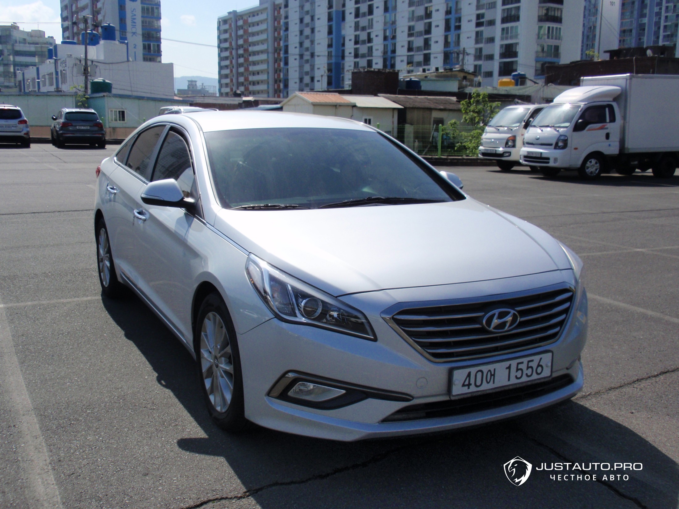 Автомобиль Hyundai Sonata