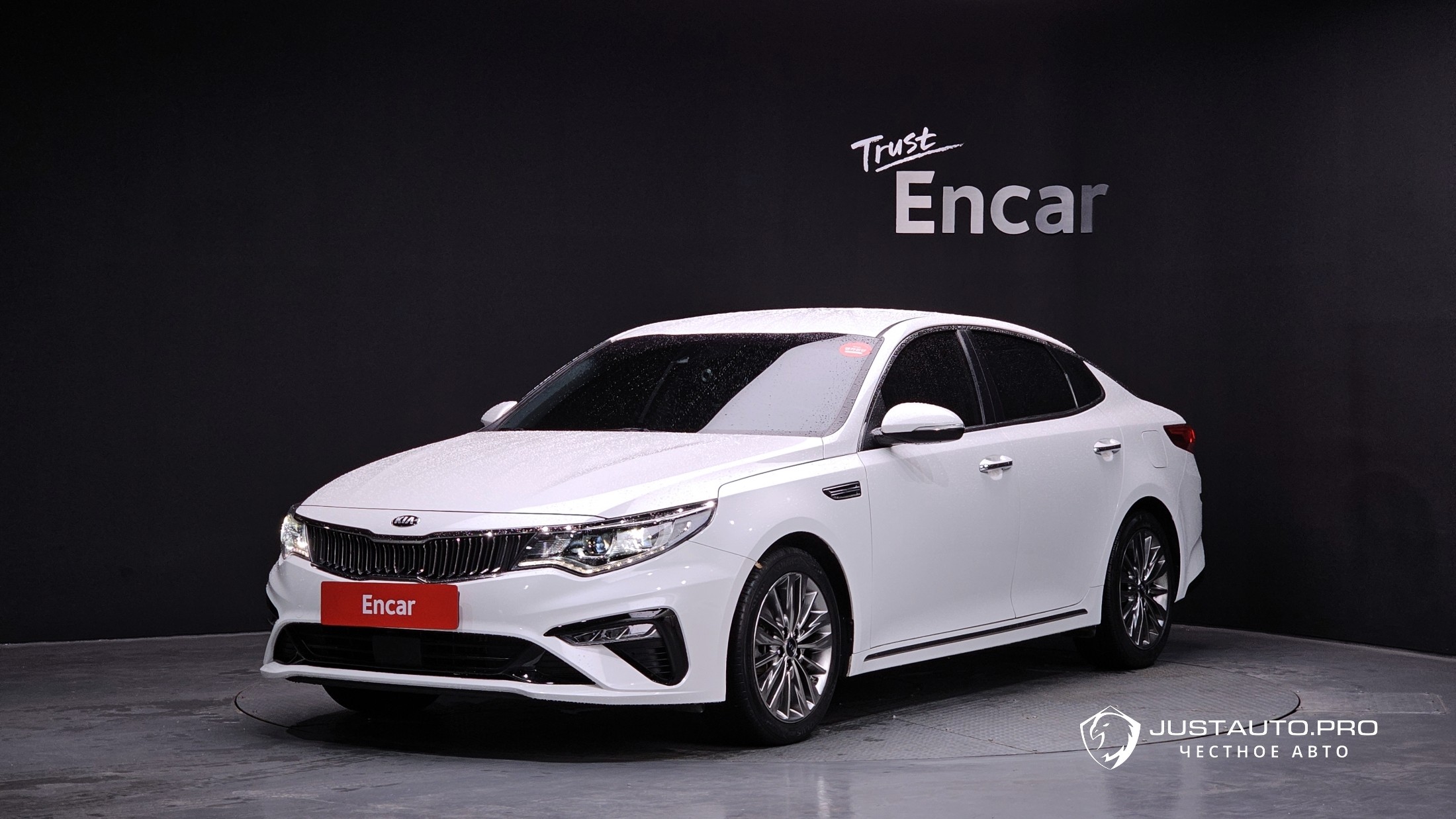 Автомобиль Kia K5