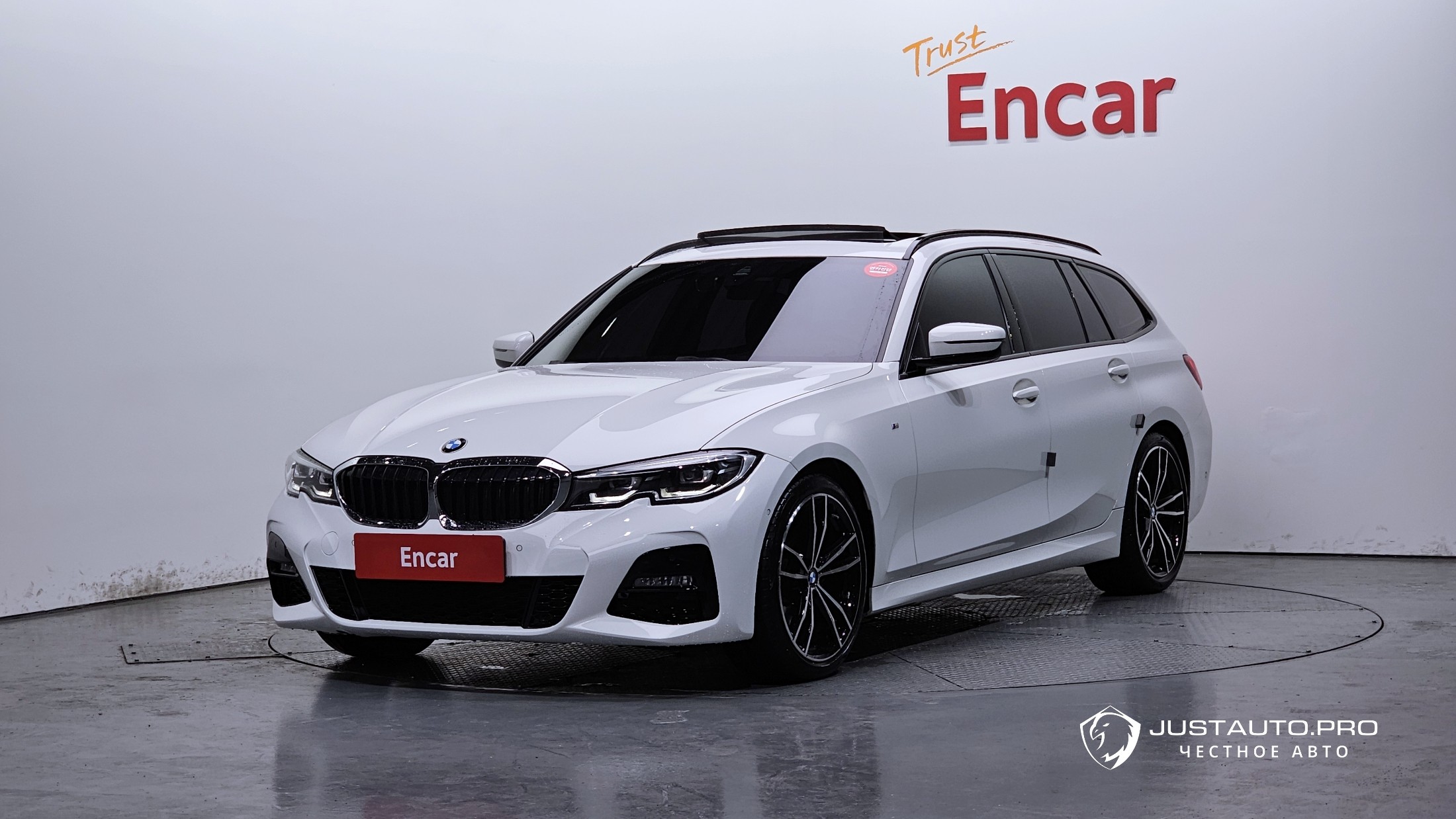 Автомобиль BMW 3-Series