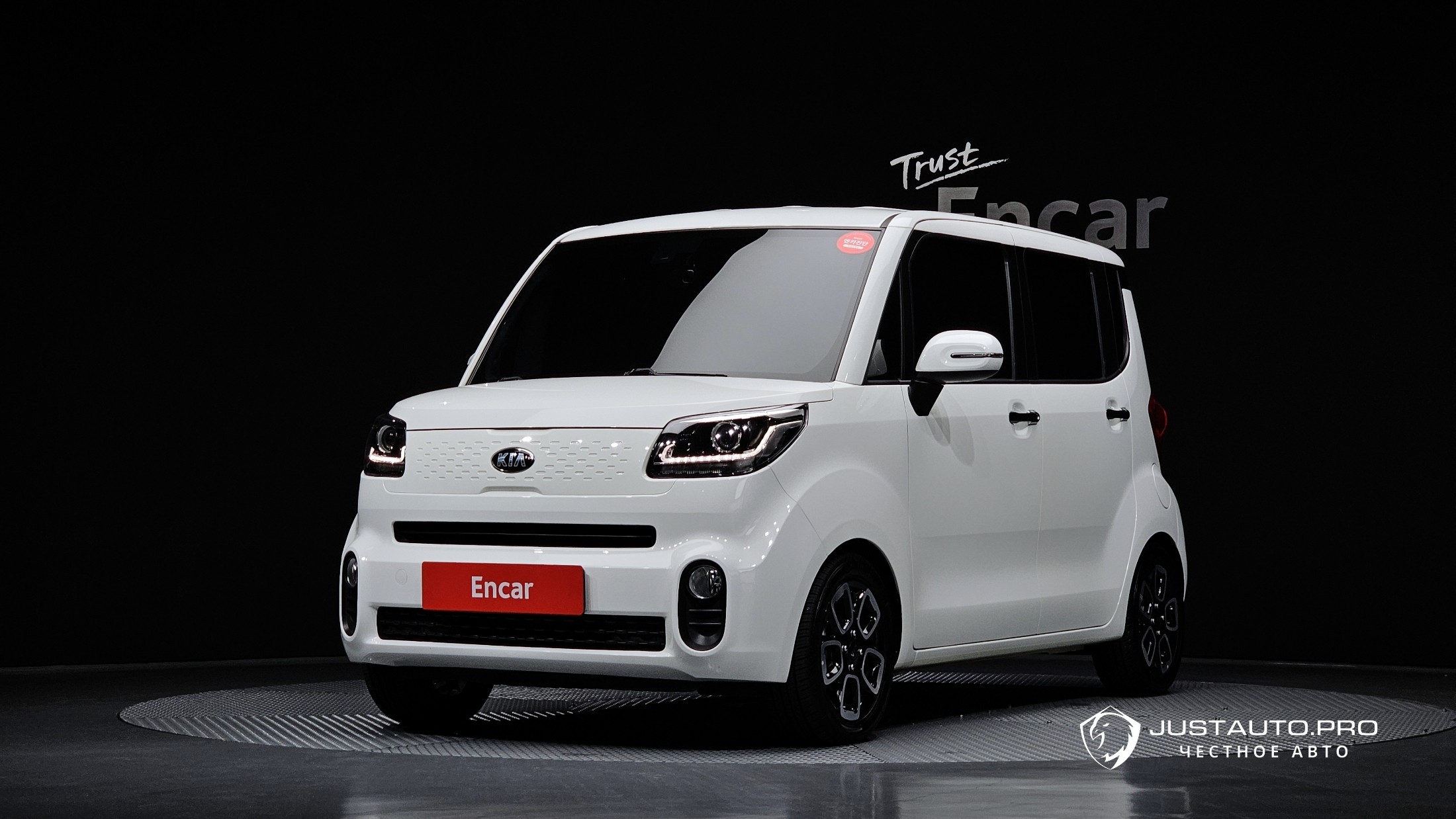 Автомобиль Kia RAY