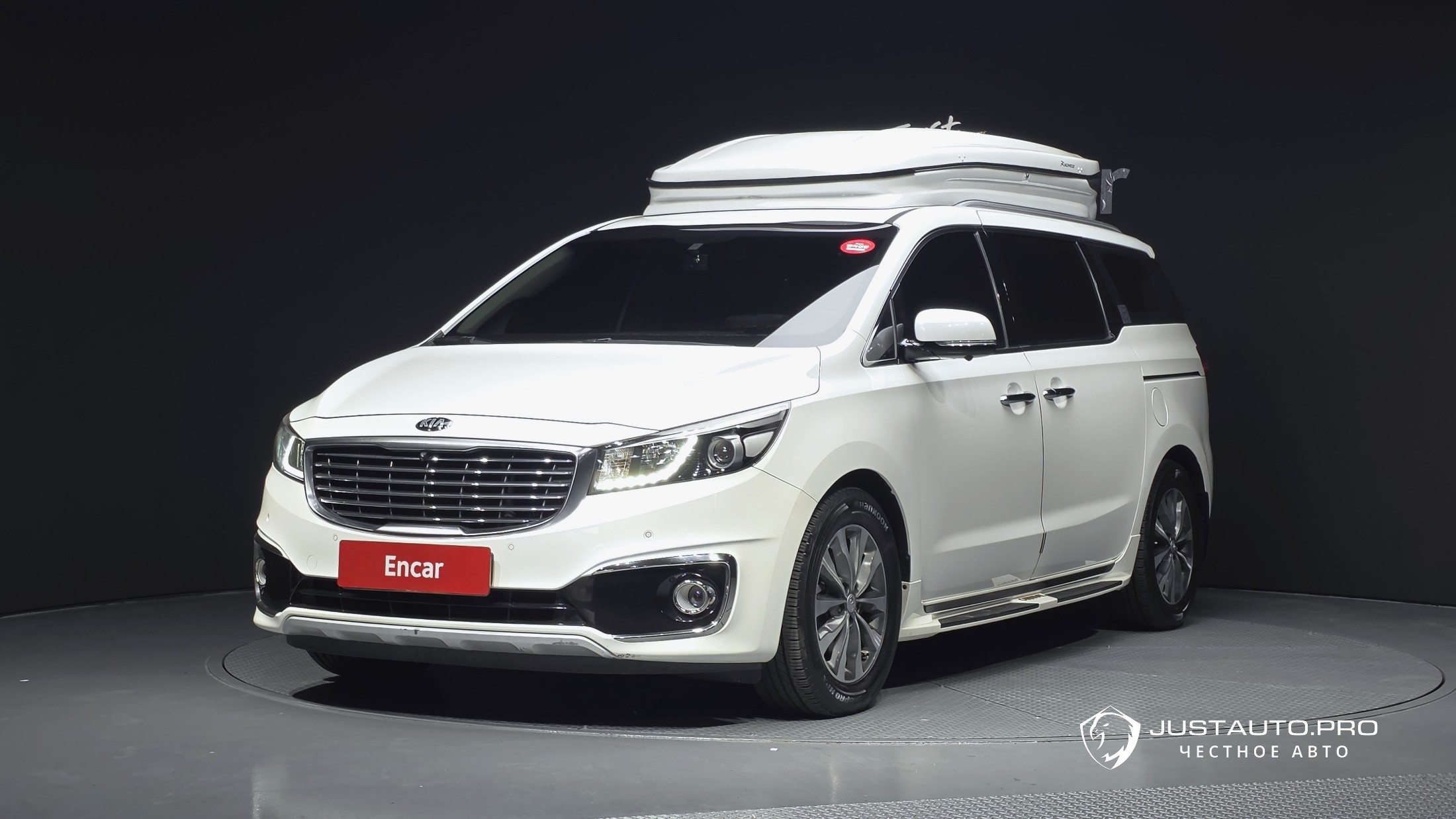 Автомобиль Kia Canival