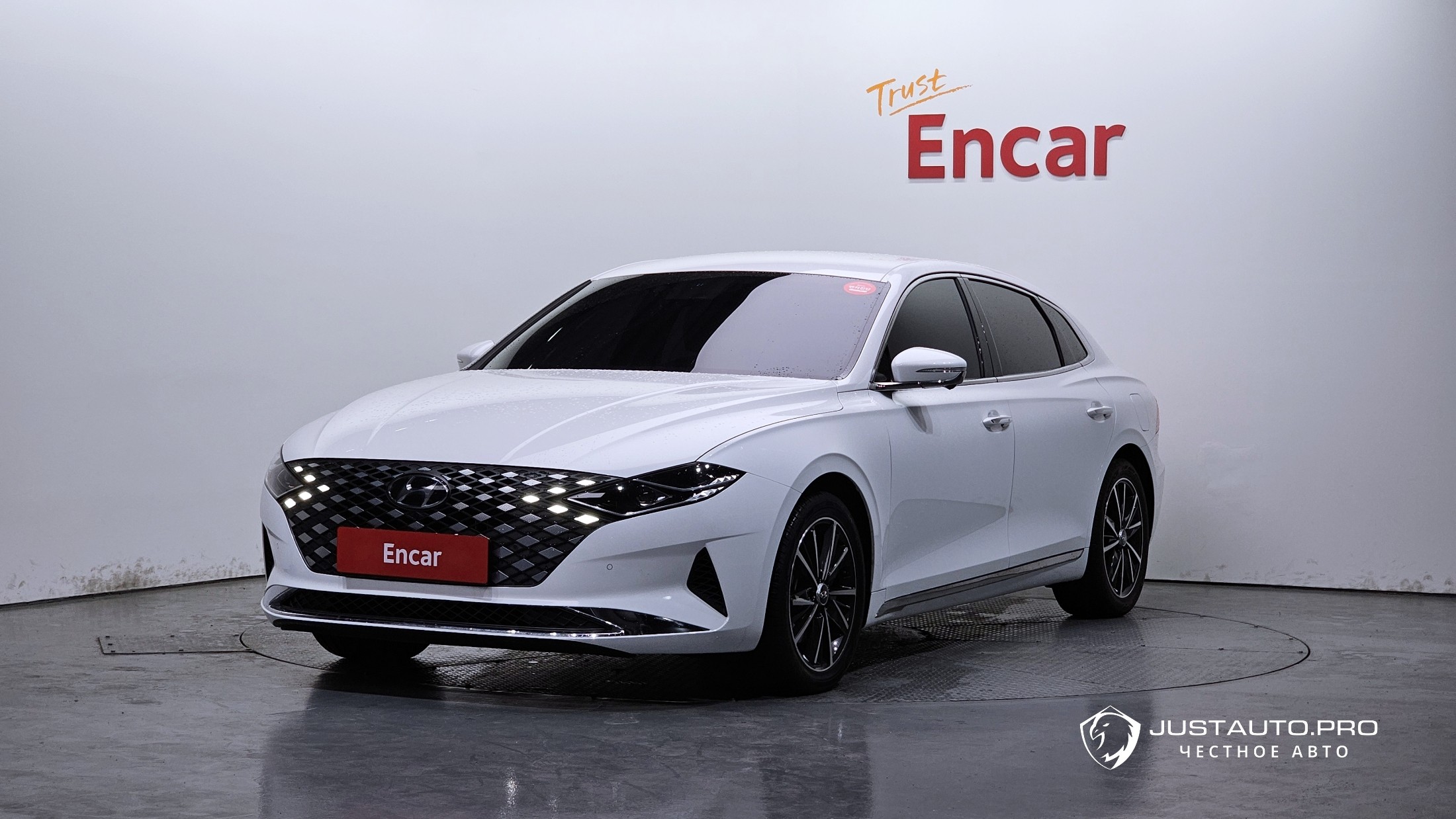 Автомобиль Hyundai Grandeur