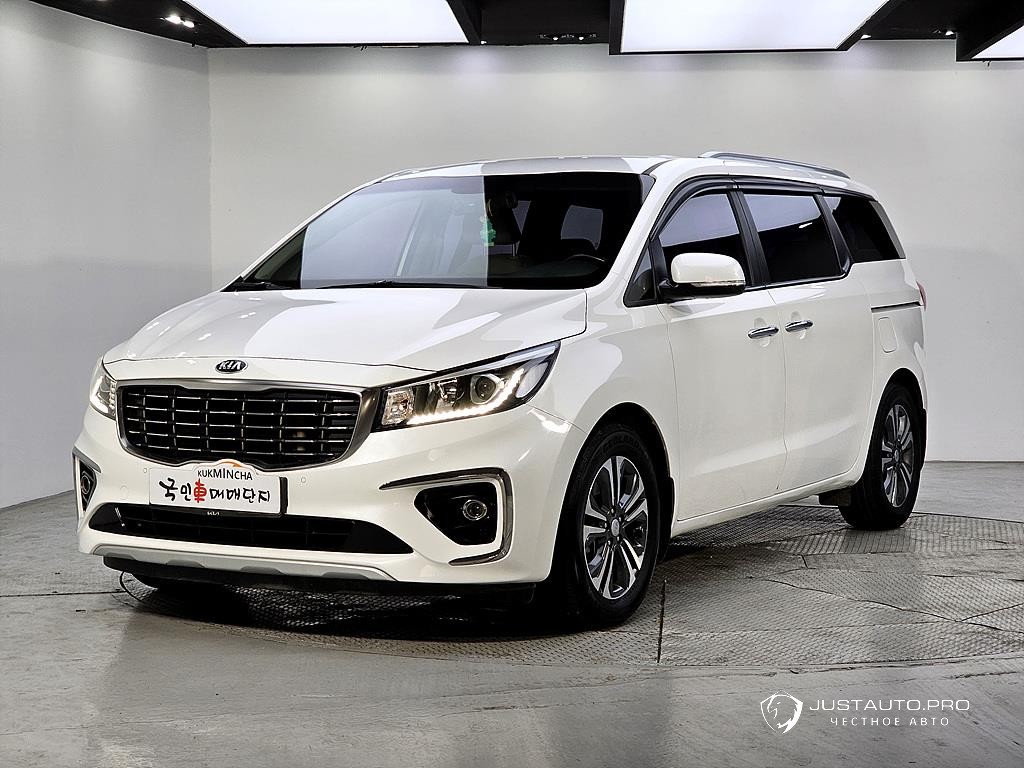 Автомобиль Kia Canival