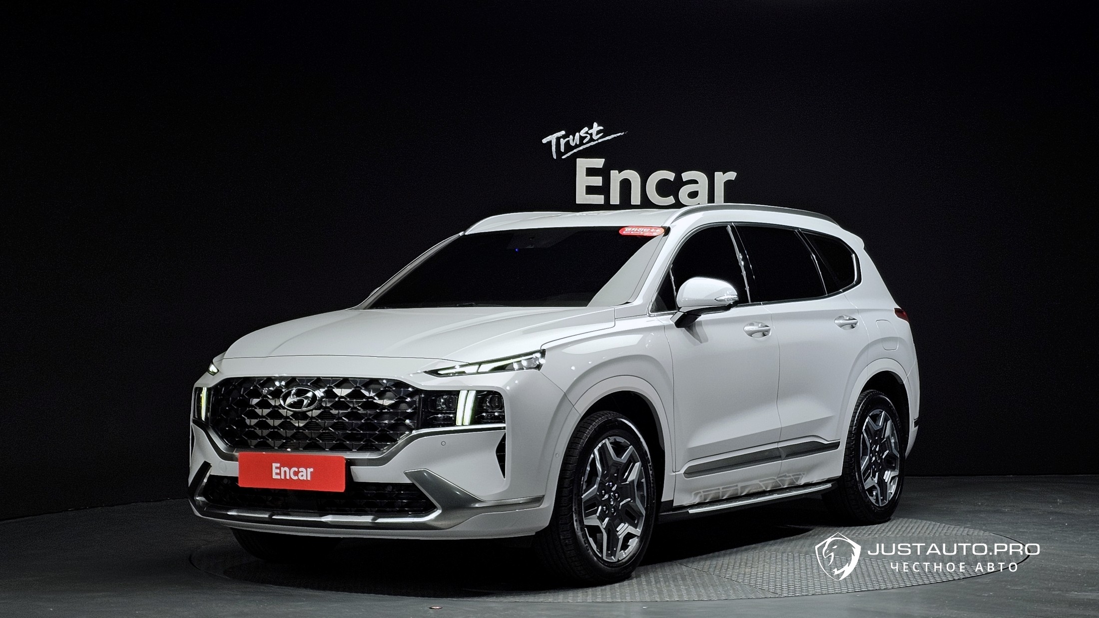Автомобиль Hyundai Santafe