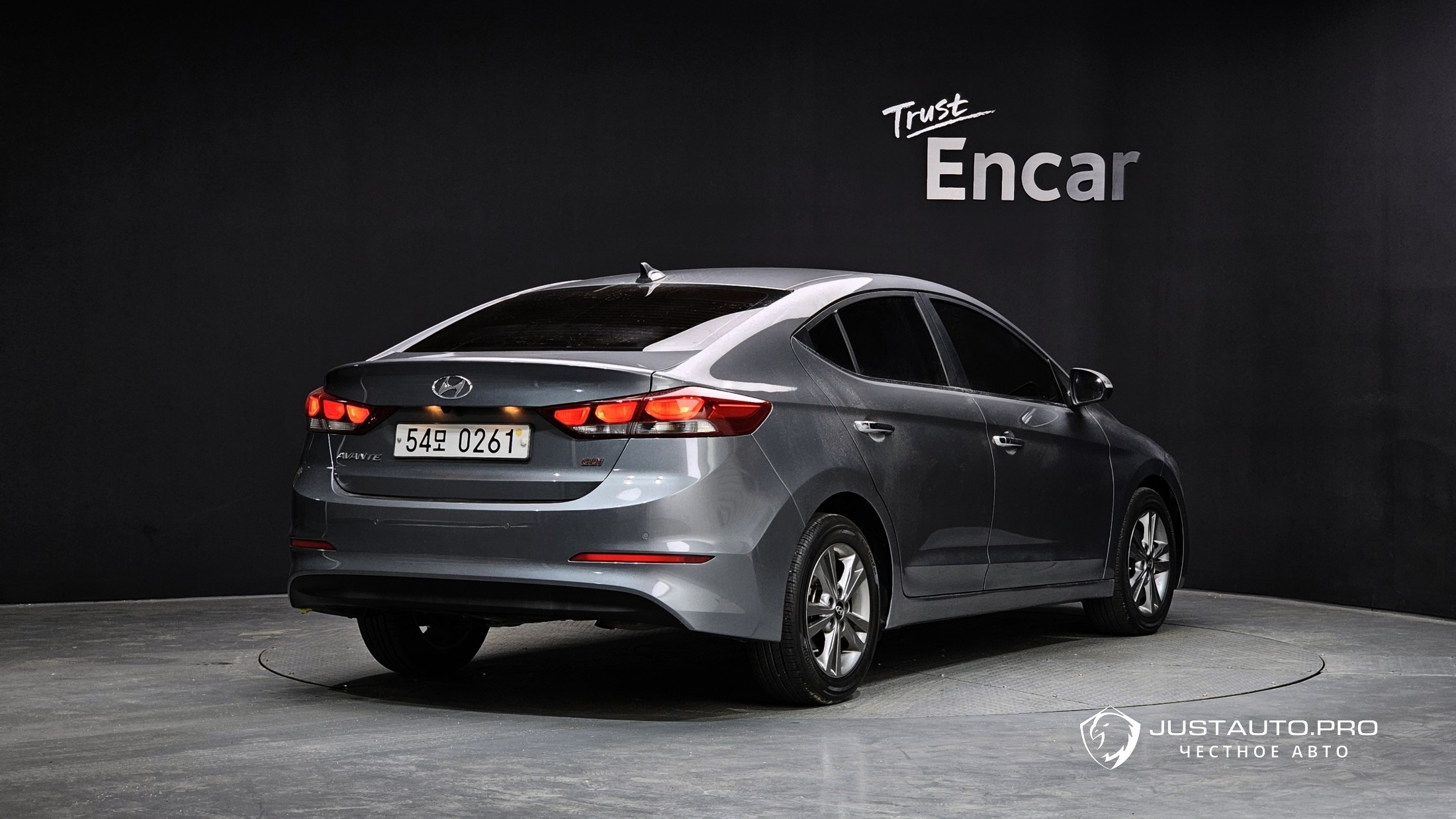 Автомобиль Hyundai AVANTE