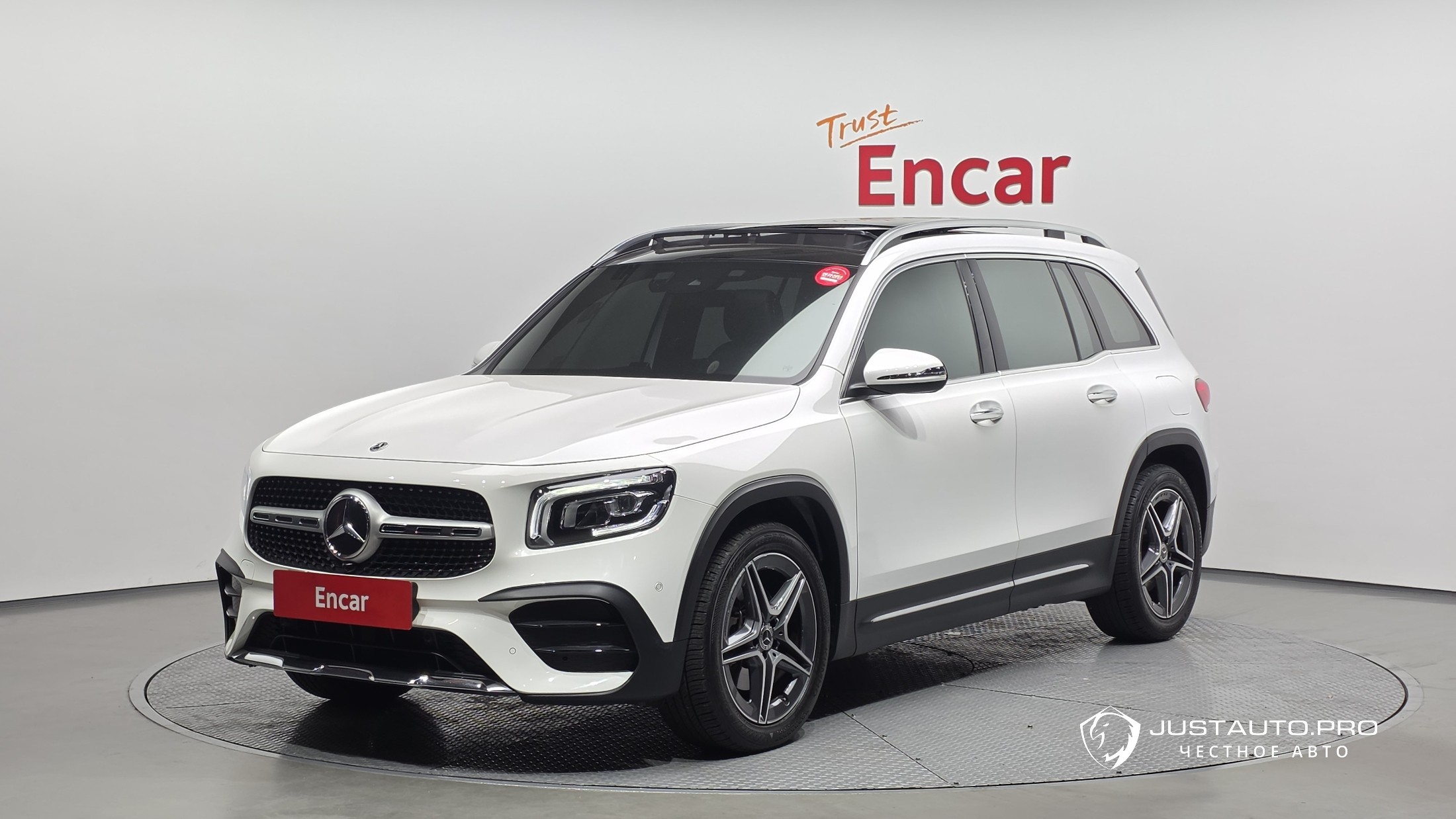 Автомобиль Mercedes-Benz GLB-Class