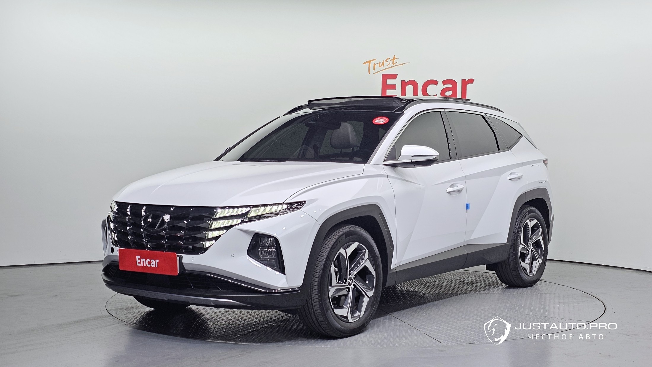 Автомобиль Hyundai Tucson