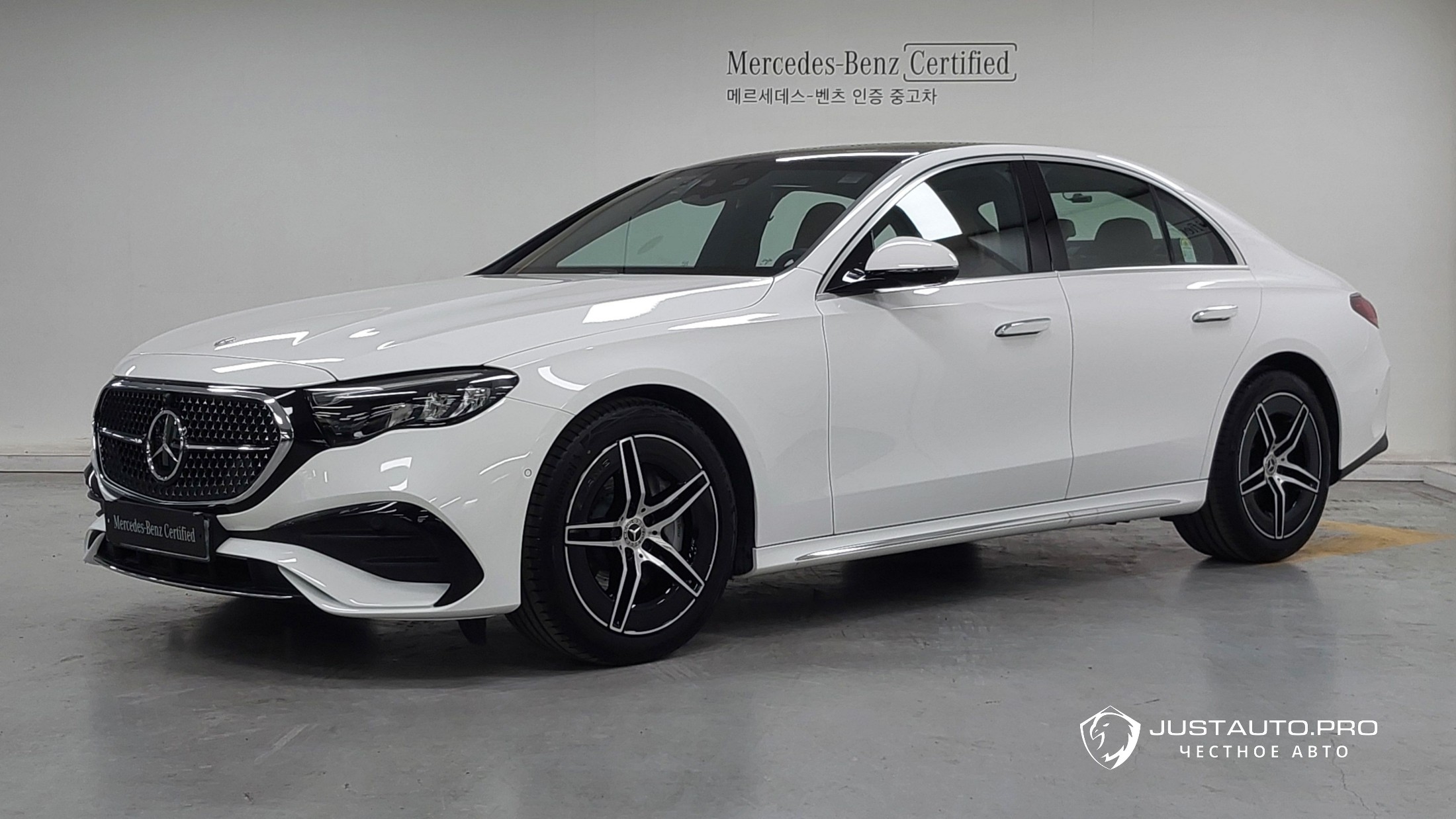 Автомобиль Mercedes-Benz E-Class