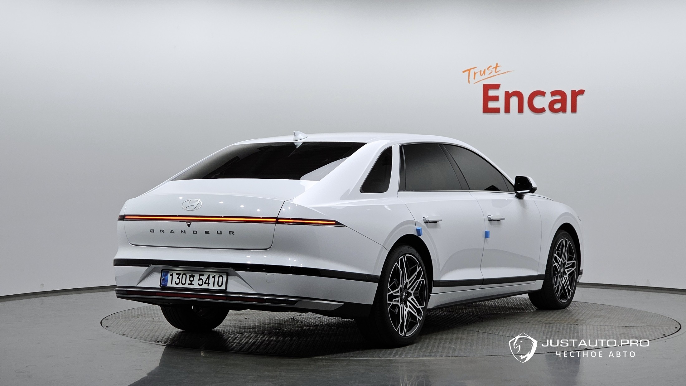 Автомобиль Hyundai Grandeur