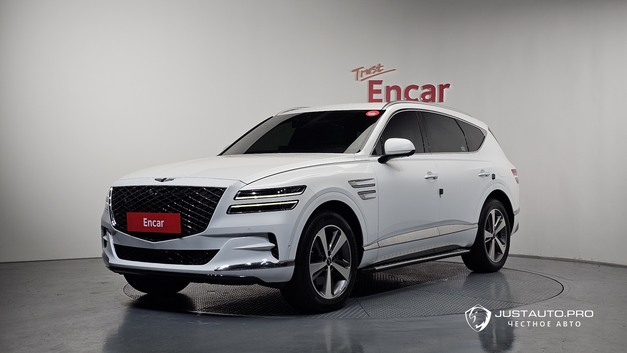 Автомобиль Genesis GV80