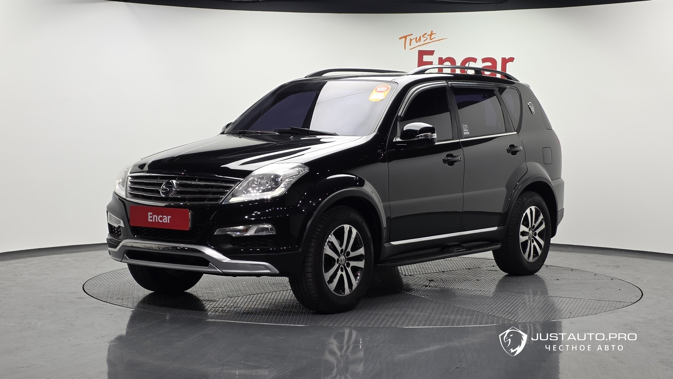 Автомобиль KG_Mobility_Ssangyong Rexton