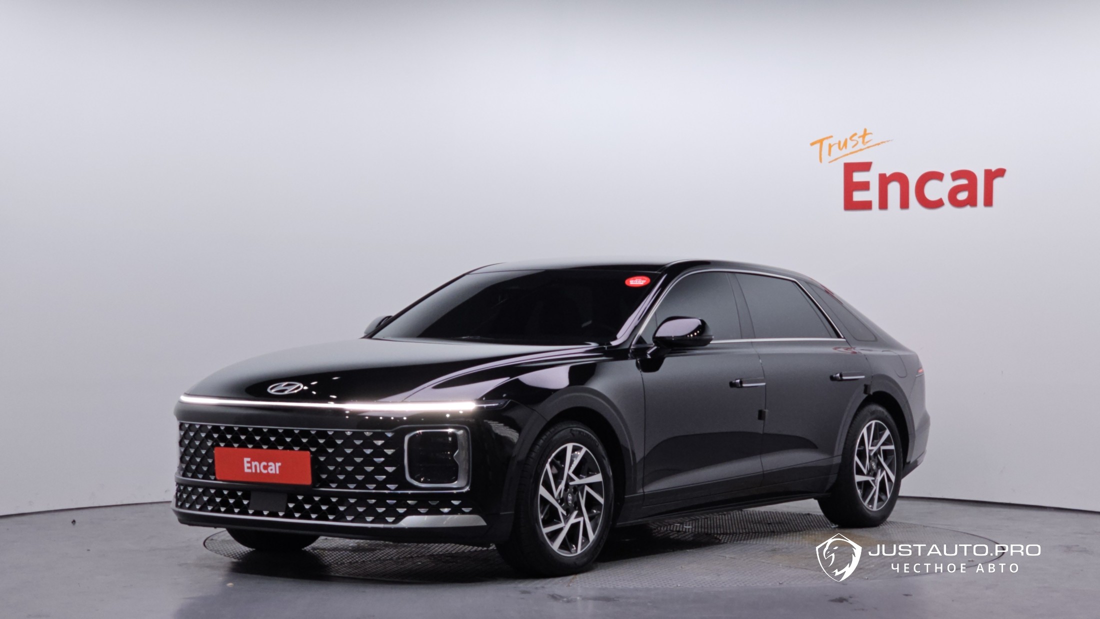 Автомобиль Hyundai Grandeur
