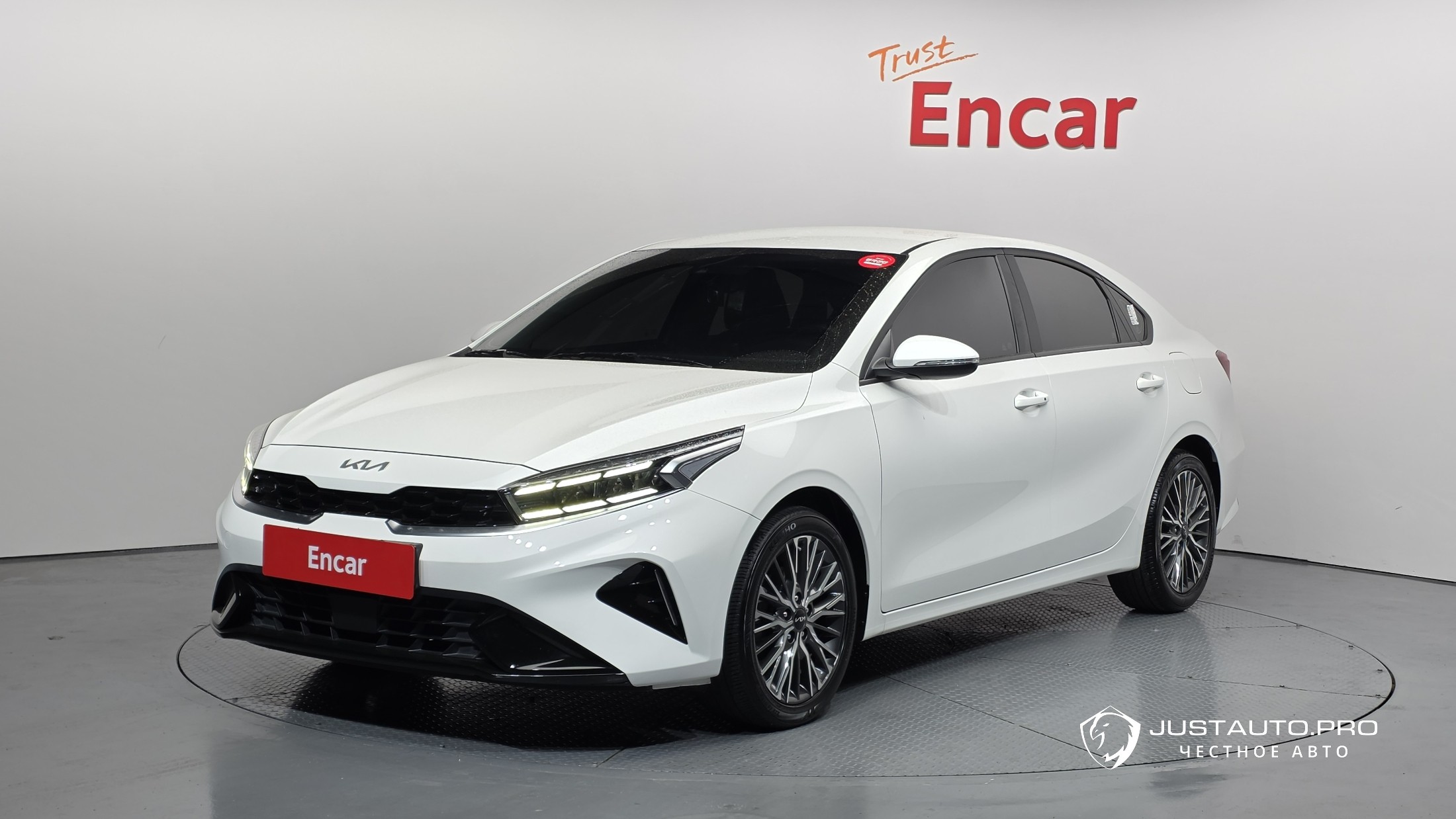 Автомобиль Kia K3