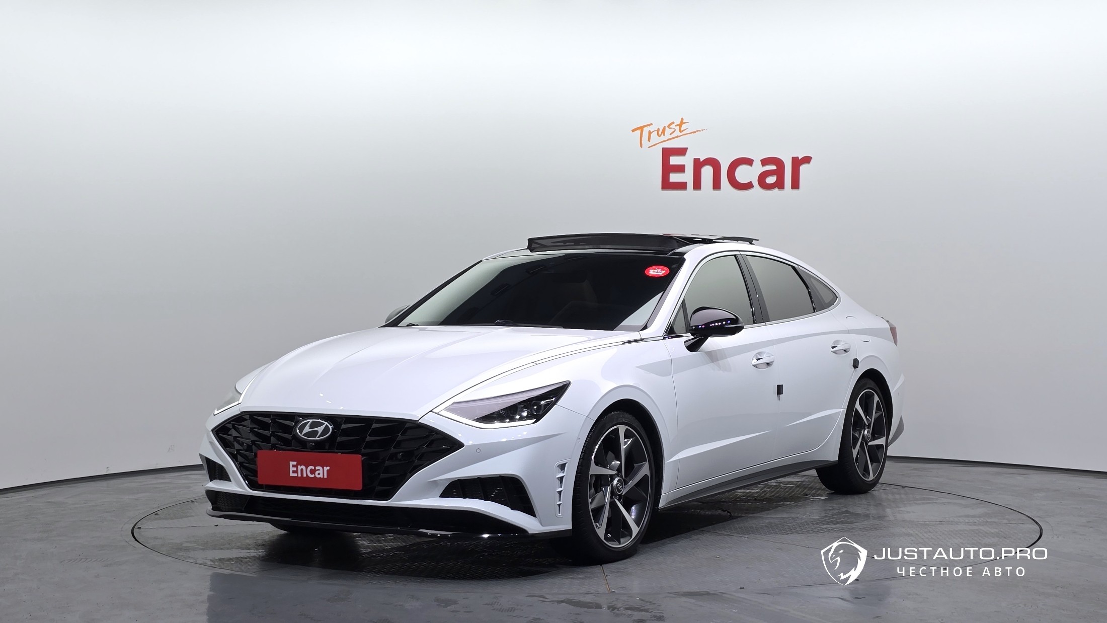 Автомобиль Hyundai Sonata