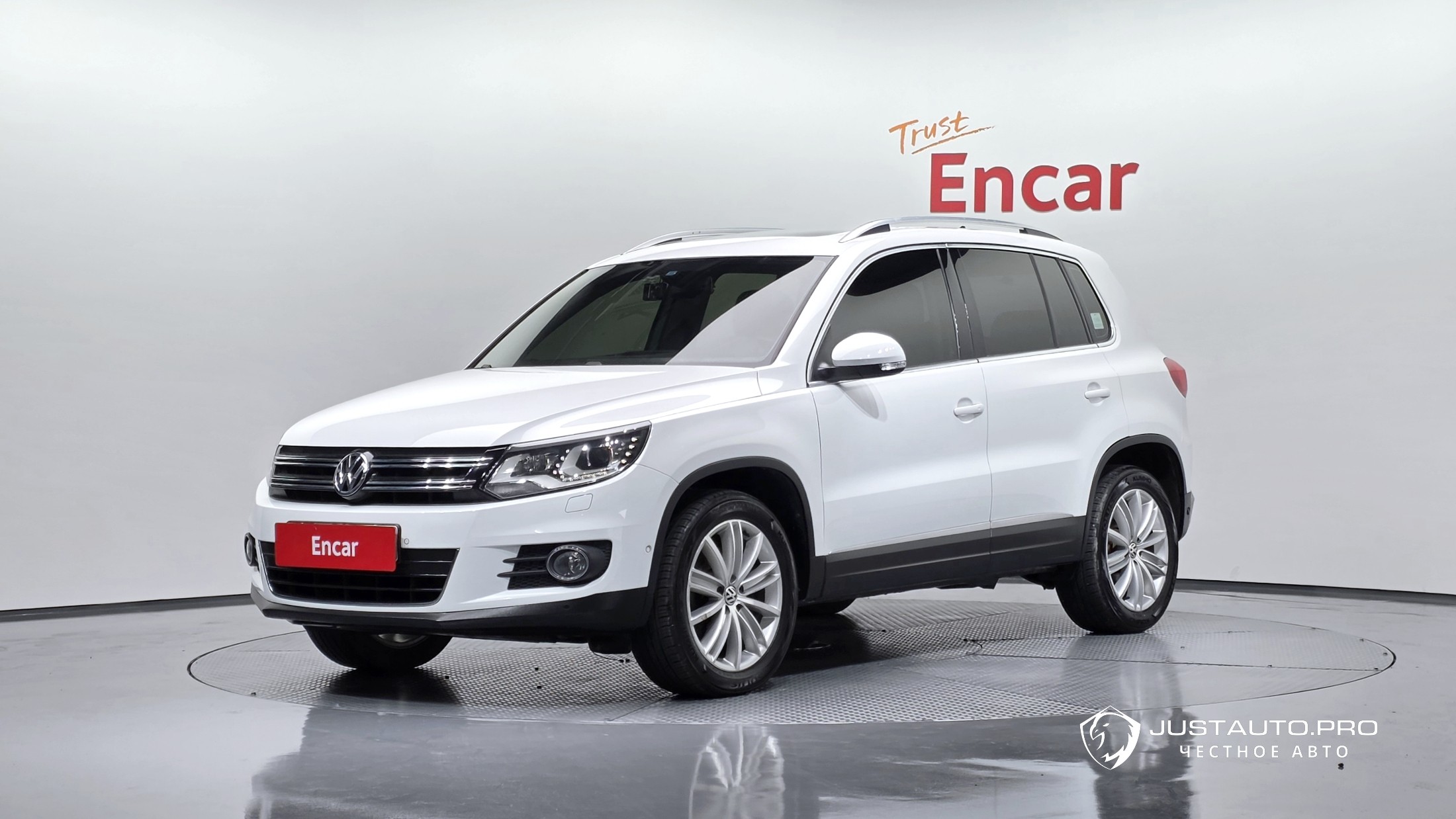 Автомобиль Volkswagen Tiguan