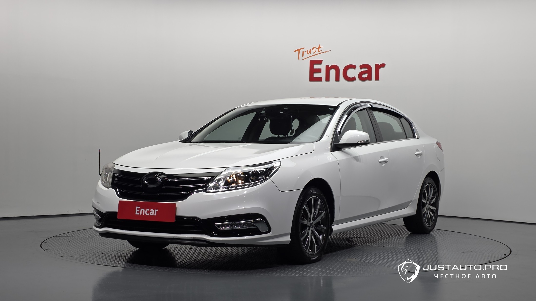 Автомобиль Renault-KoreaSamsung SM5 