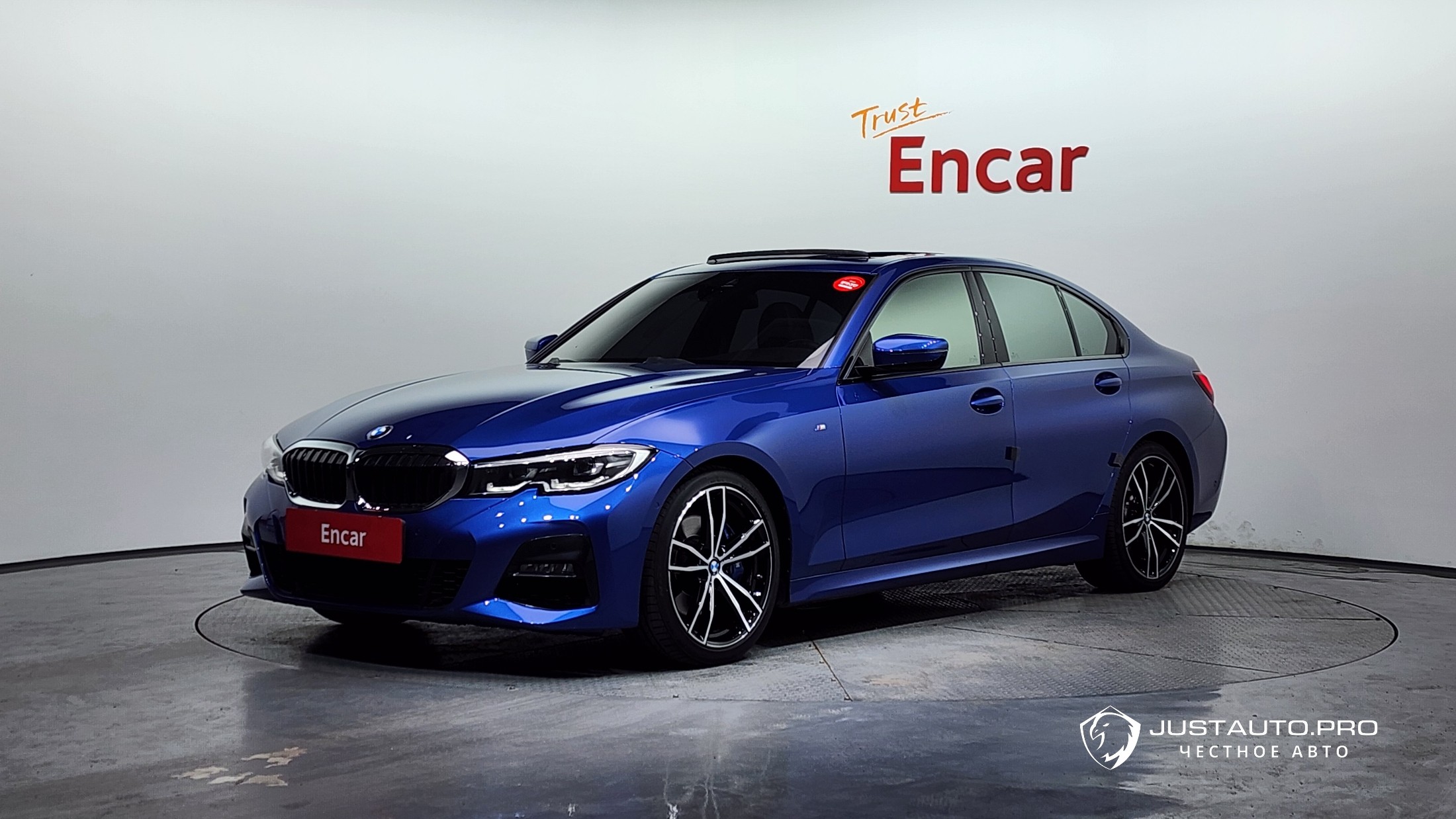Автомобиль BMW 3-Series