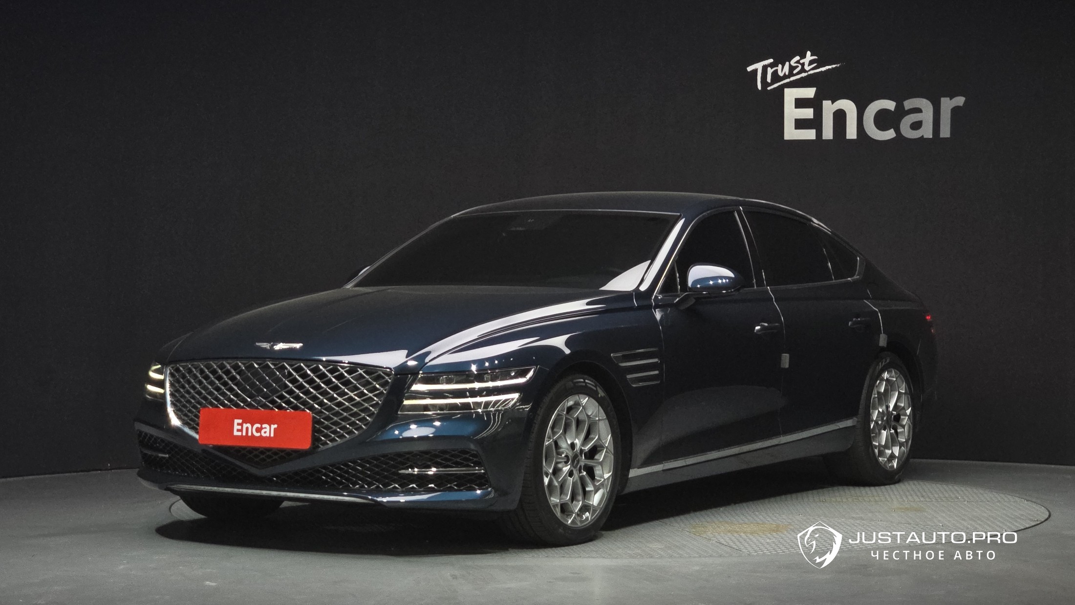 Автомобиль Genesis G80
