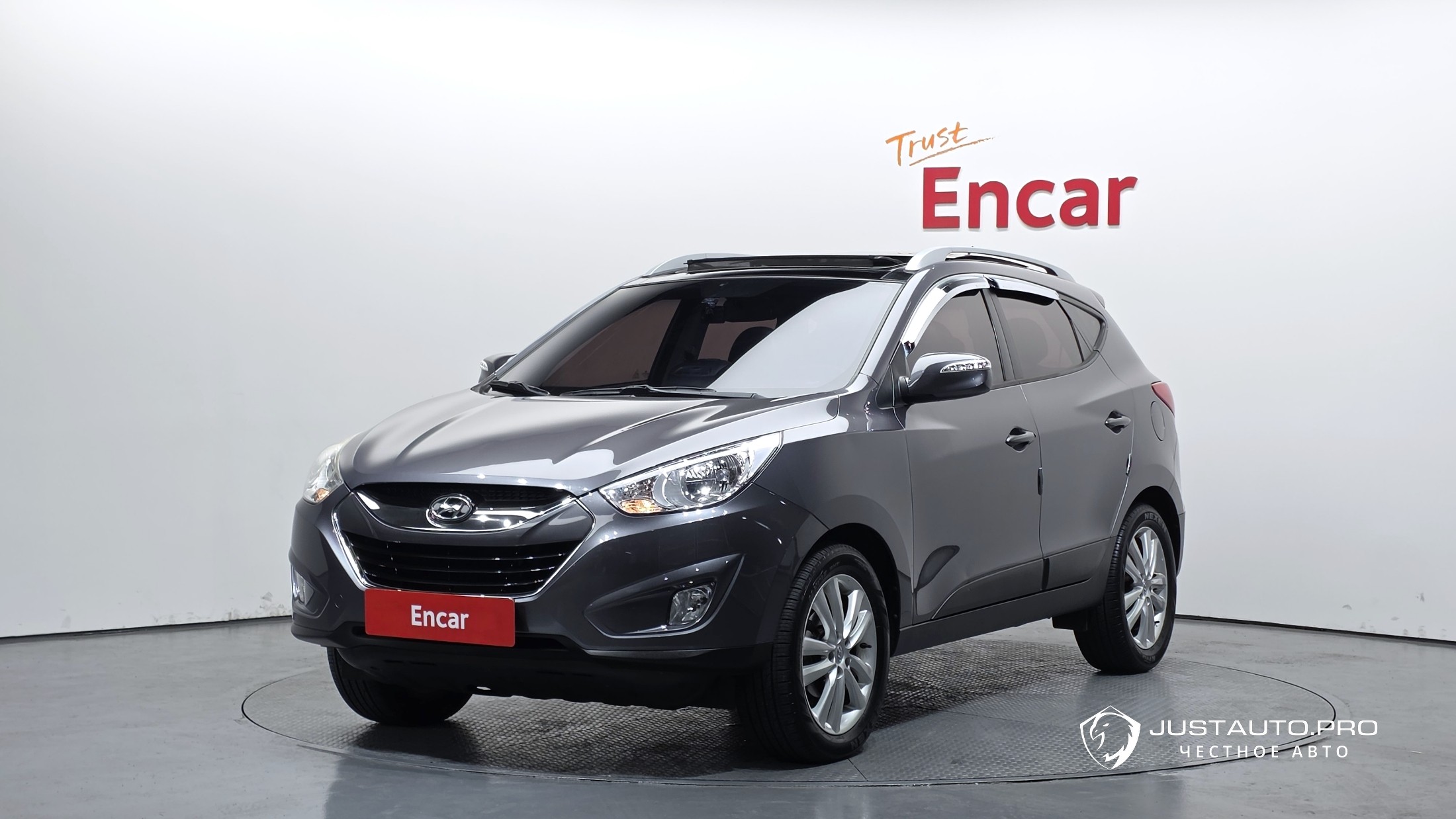 Автомобиль Hyundai Tucson