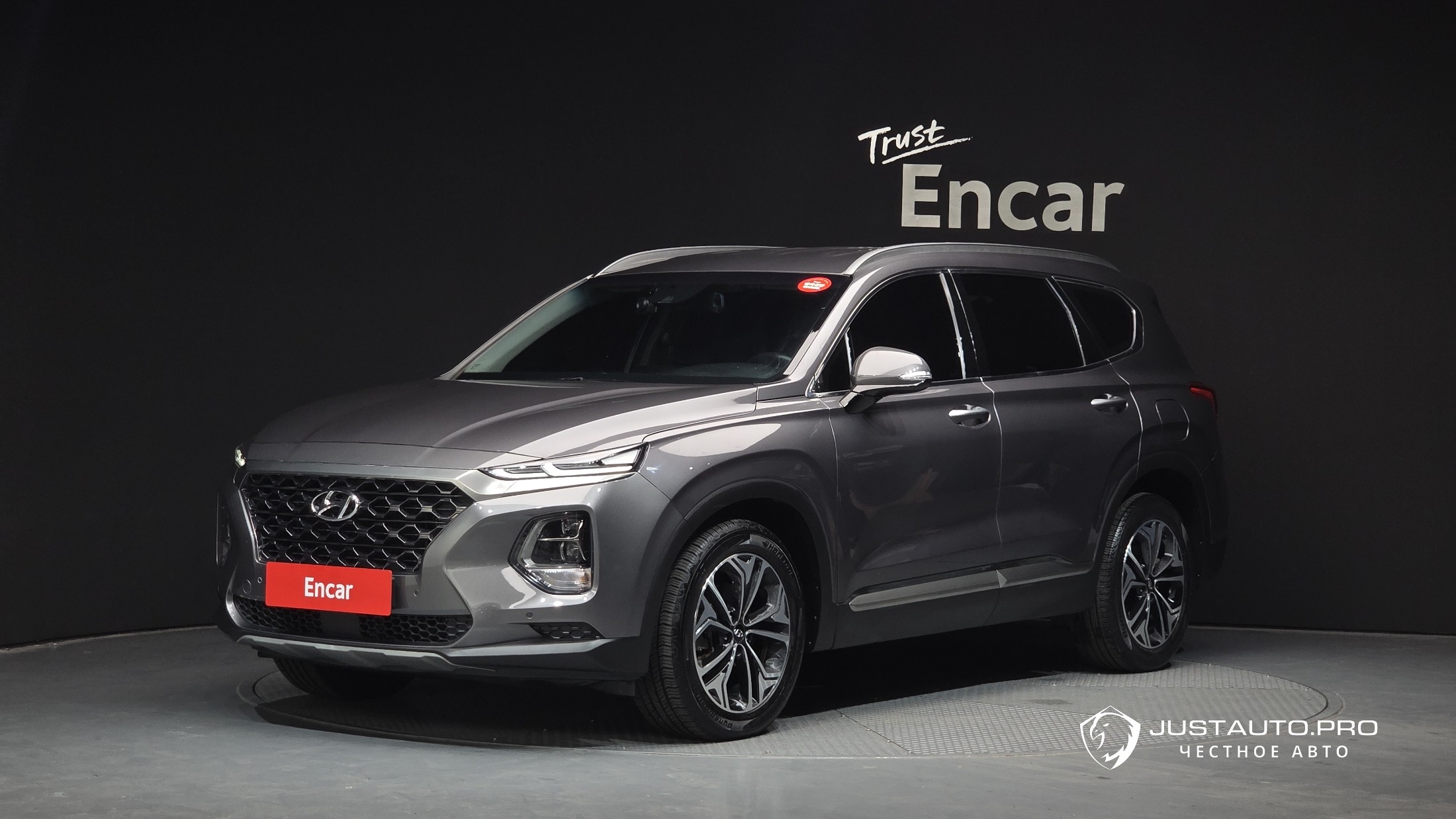Автомобиль Hyundai Santafe