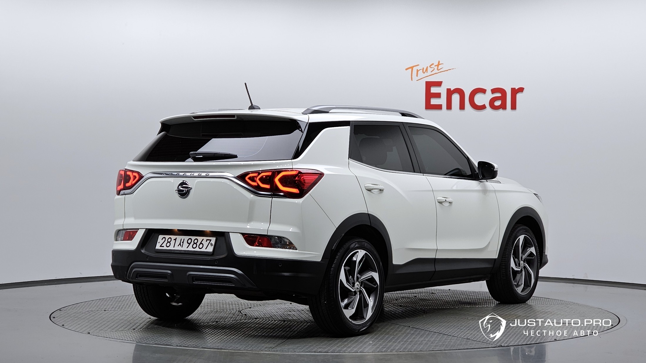 Автомобиль KG_Mobility_Ssangyong KORANDO