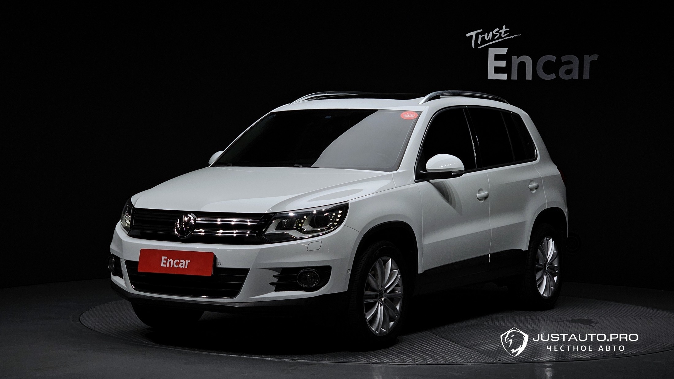 Автомобиль Volkswagen Tiguan
