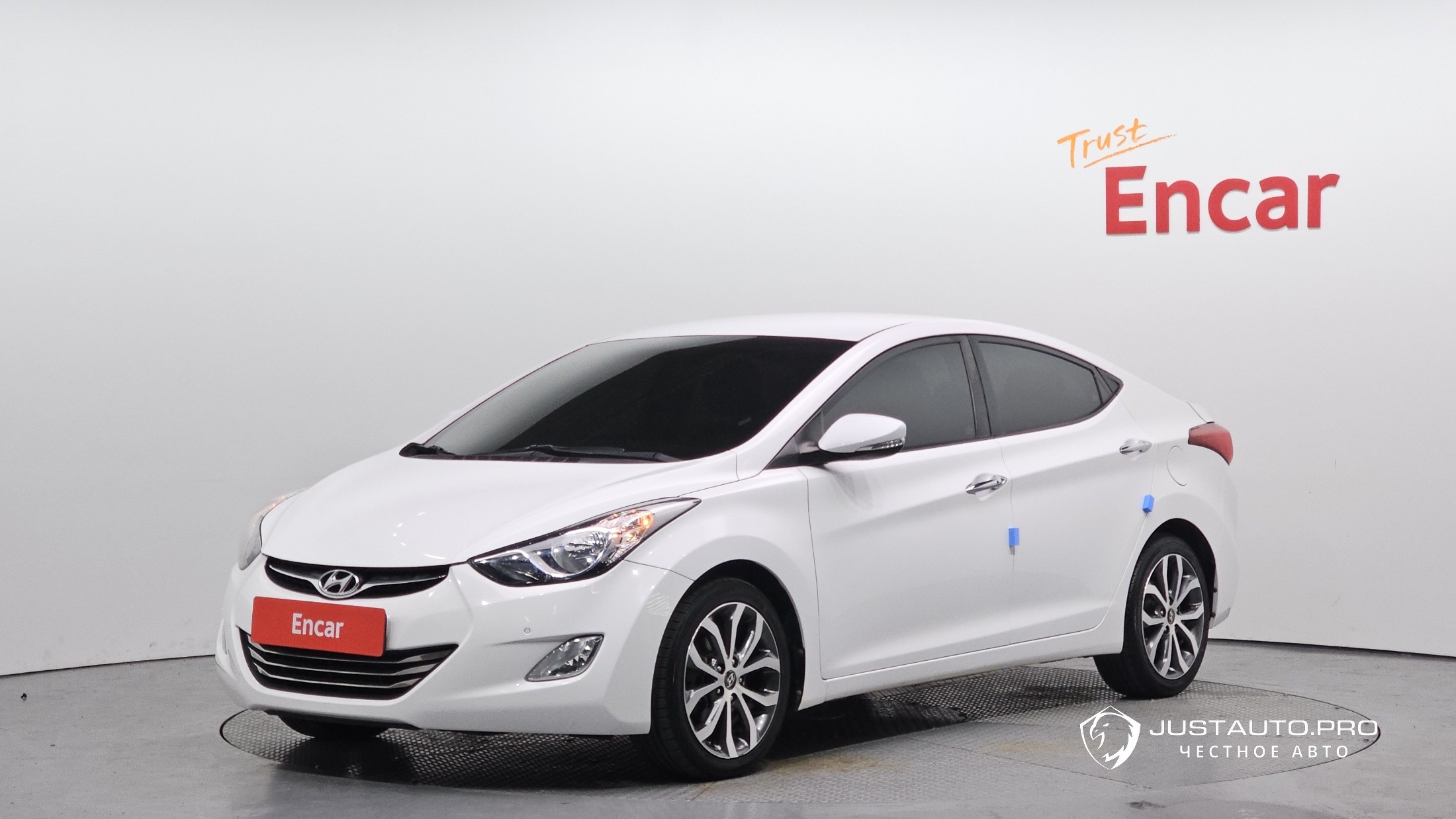 Автомобиль Hyundai AVANTE