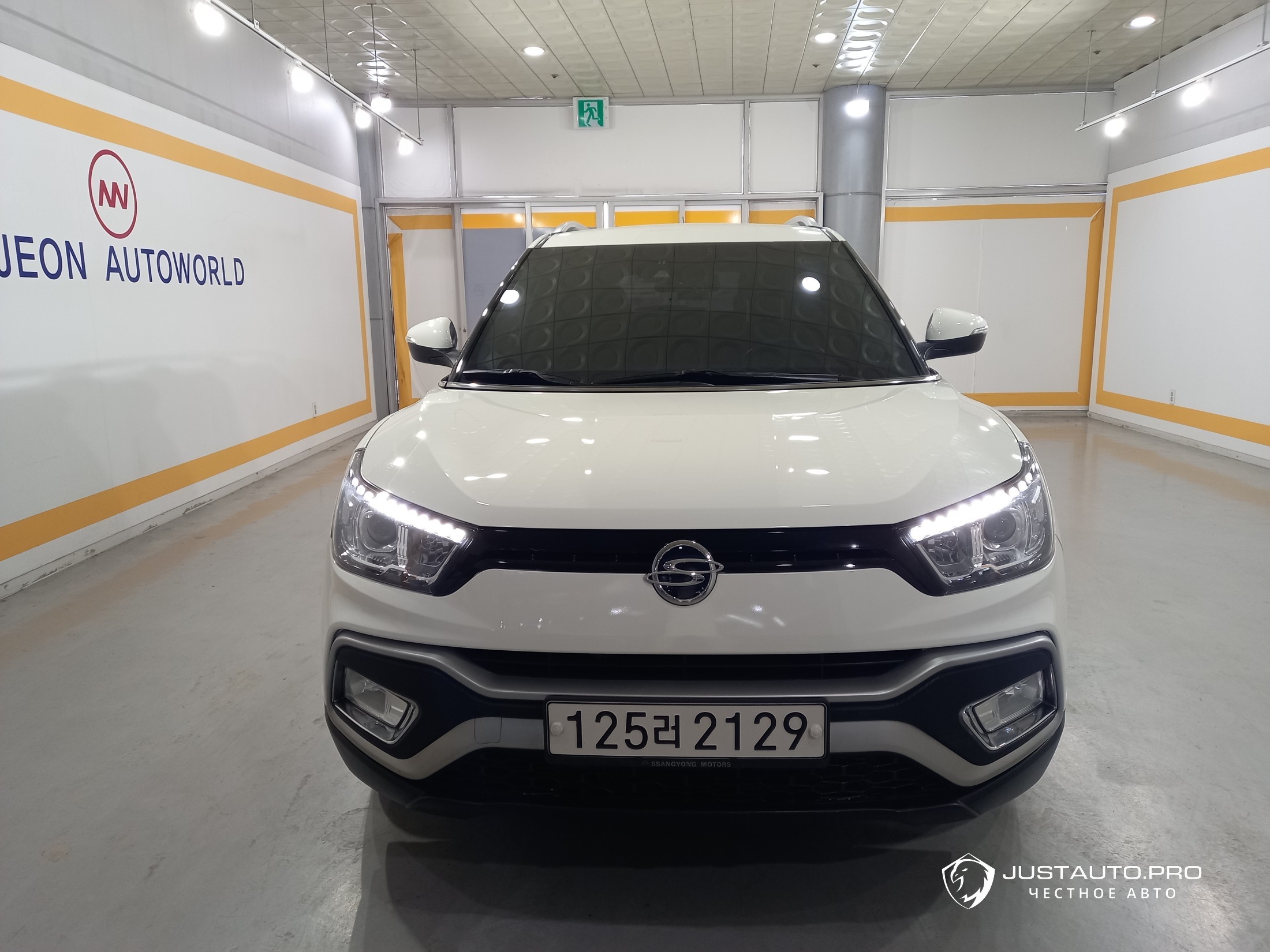 Автомобиль KG_Mobility_Ssangyong TIBOLI